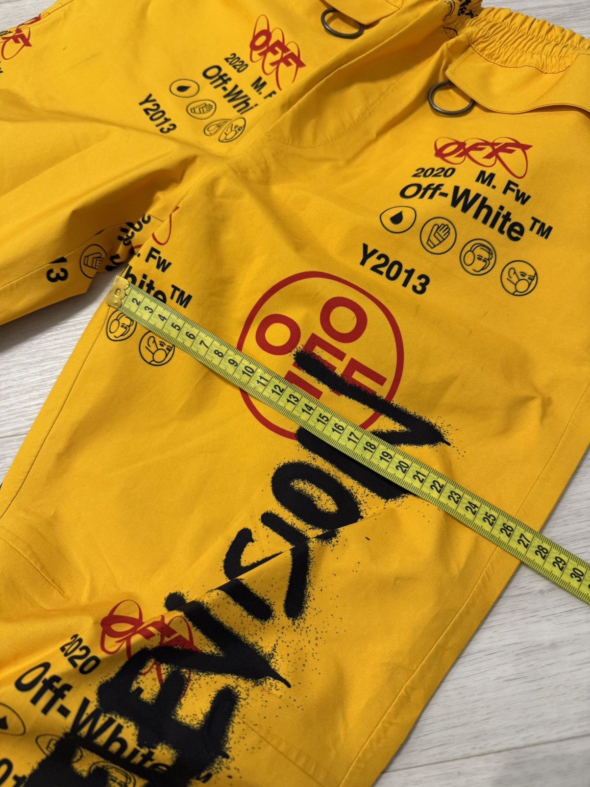 Off-White Off-White Gore-Tex Graffiti Pants FW19 Size US 30 / EU 46 - 14 Thumbnail