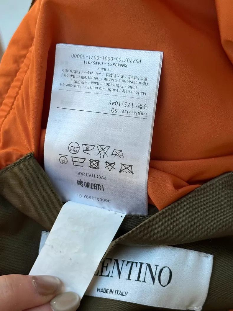 Valentino Valentino bomber jacket padded jacket design off-the-shoul Size L / US 10 / IT 46 - 5 Thumbnail