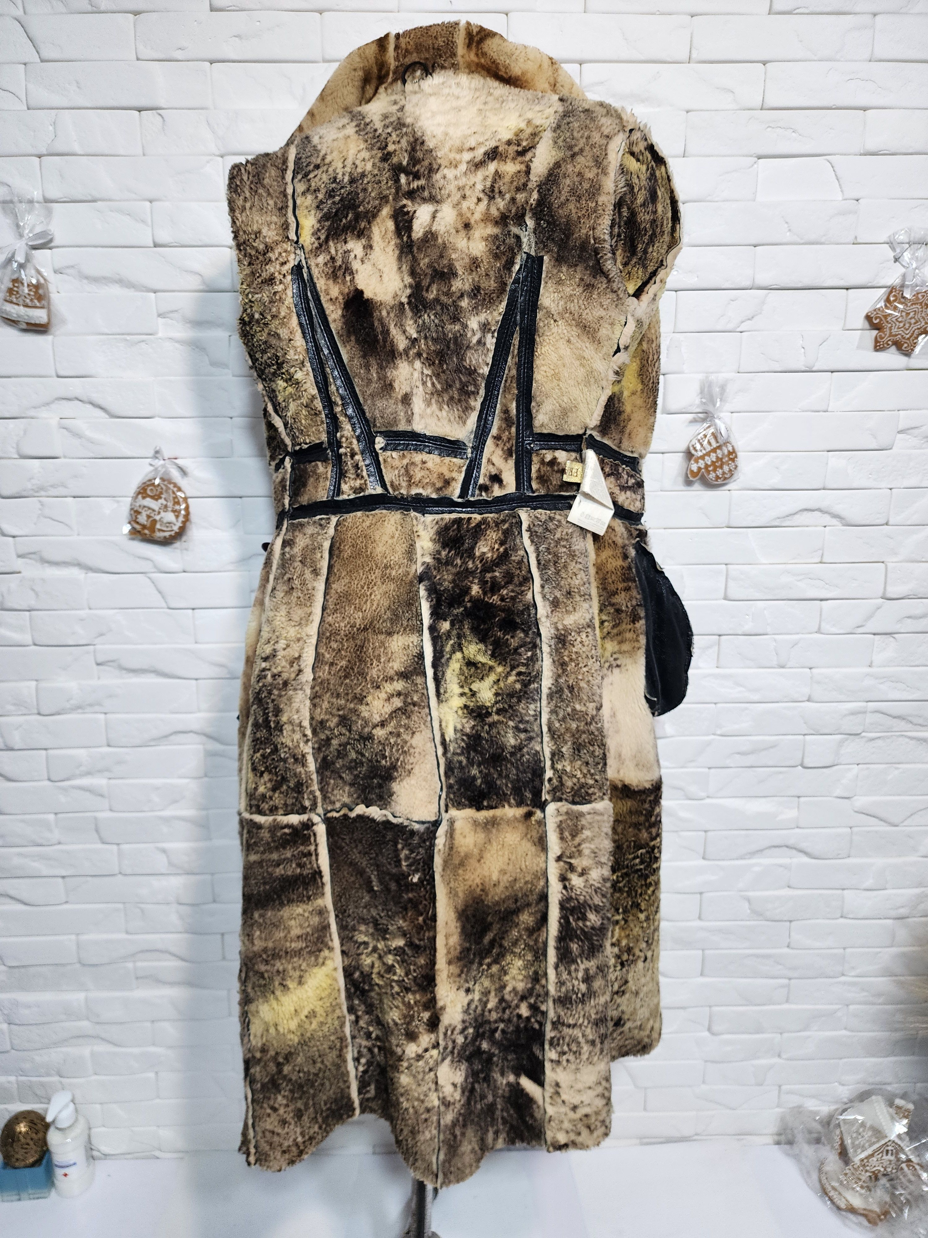 Furla Black Sheepskin Coat: Women's Fur Hood Winter Outwear Size M / US 6-8 / IT 42-44 - 9 Thumbnail