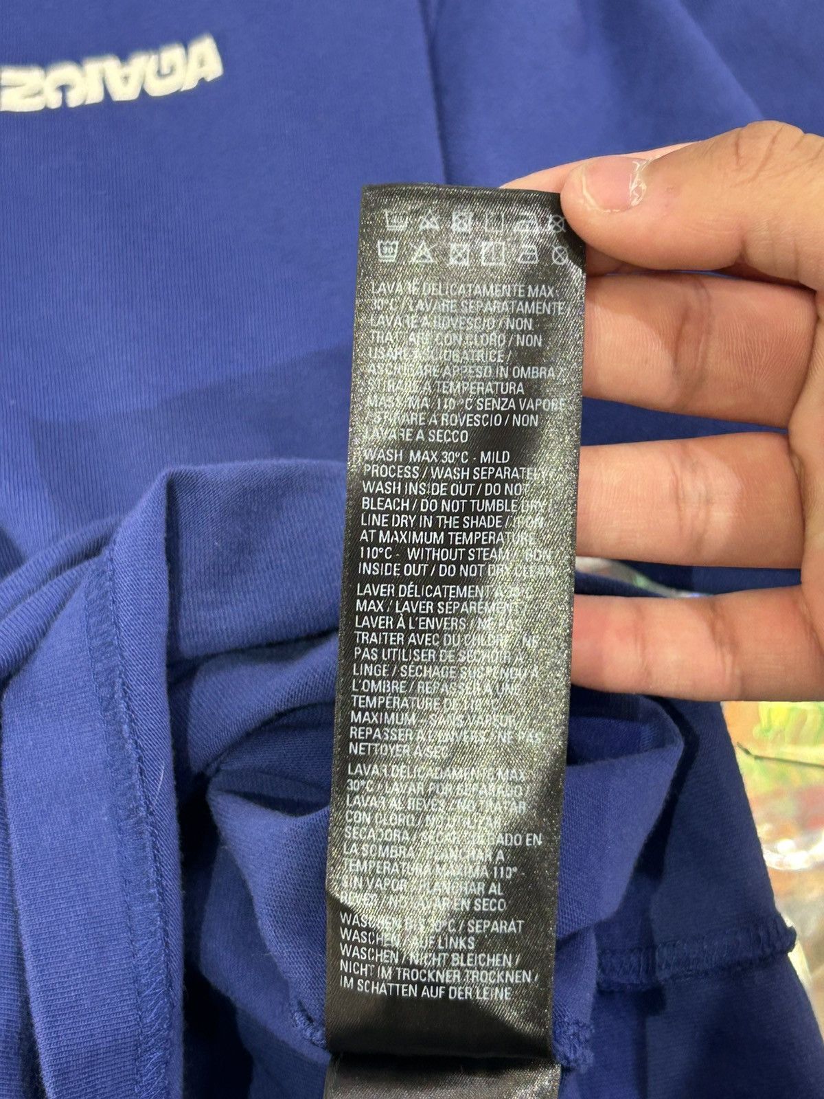 Balenciaga Balenciaga turn artwork embroidered tee blue cream Size US M / EU 48-50 / 2 - 8 Thumbnail