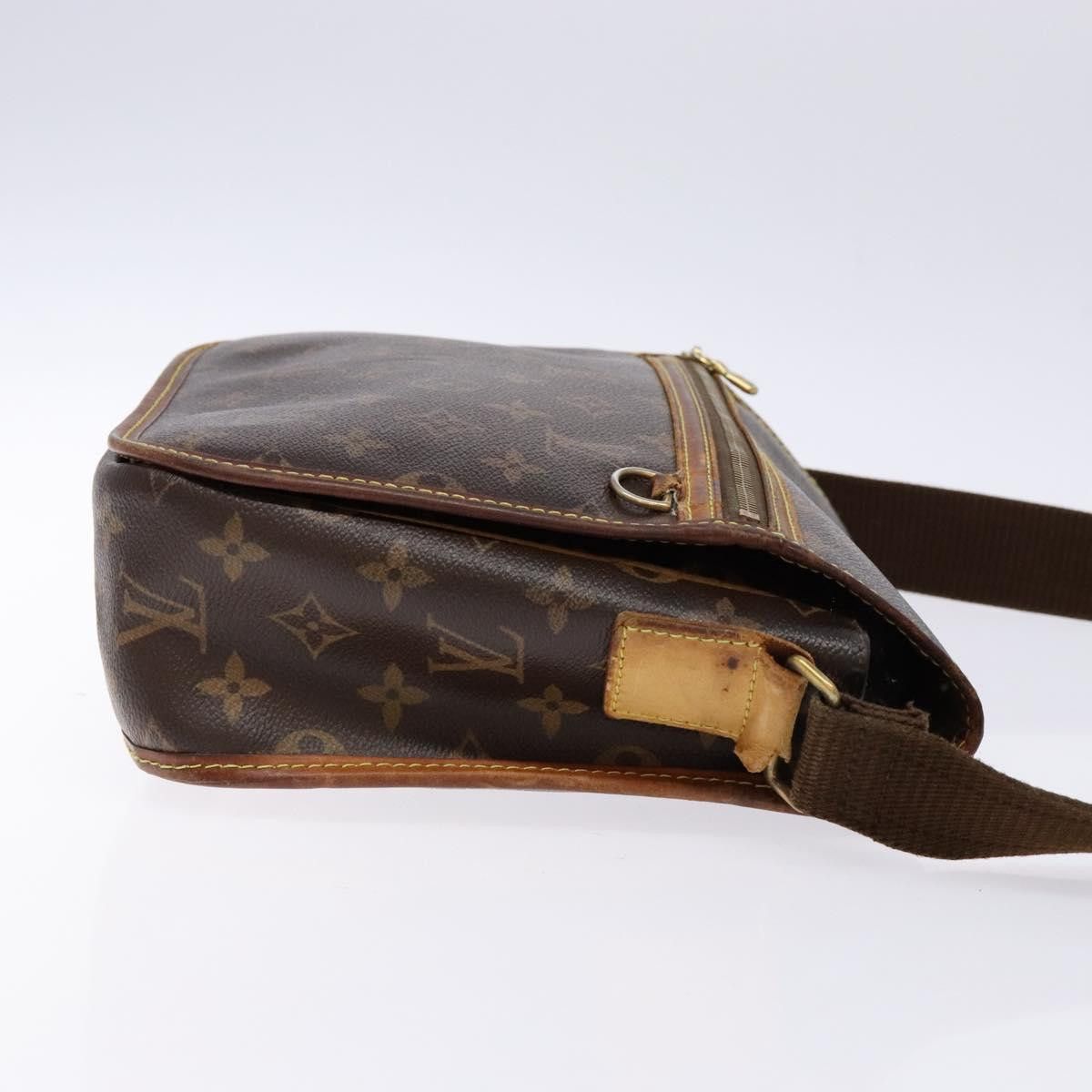 Louis Vuitton LOUIS VUITTON Monogram Messenger Bosphore PM Shoulder Bag Size ONE SIZE - 3 Thumbnail