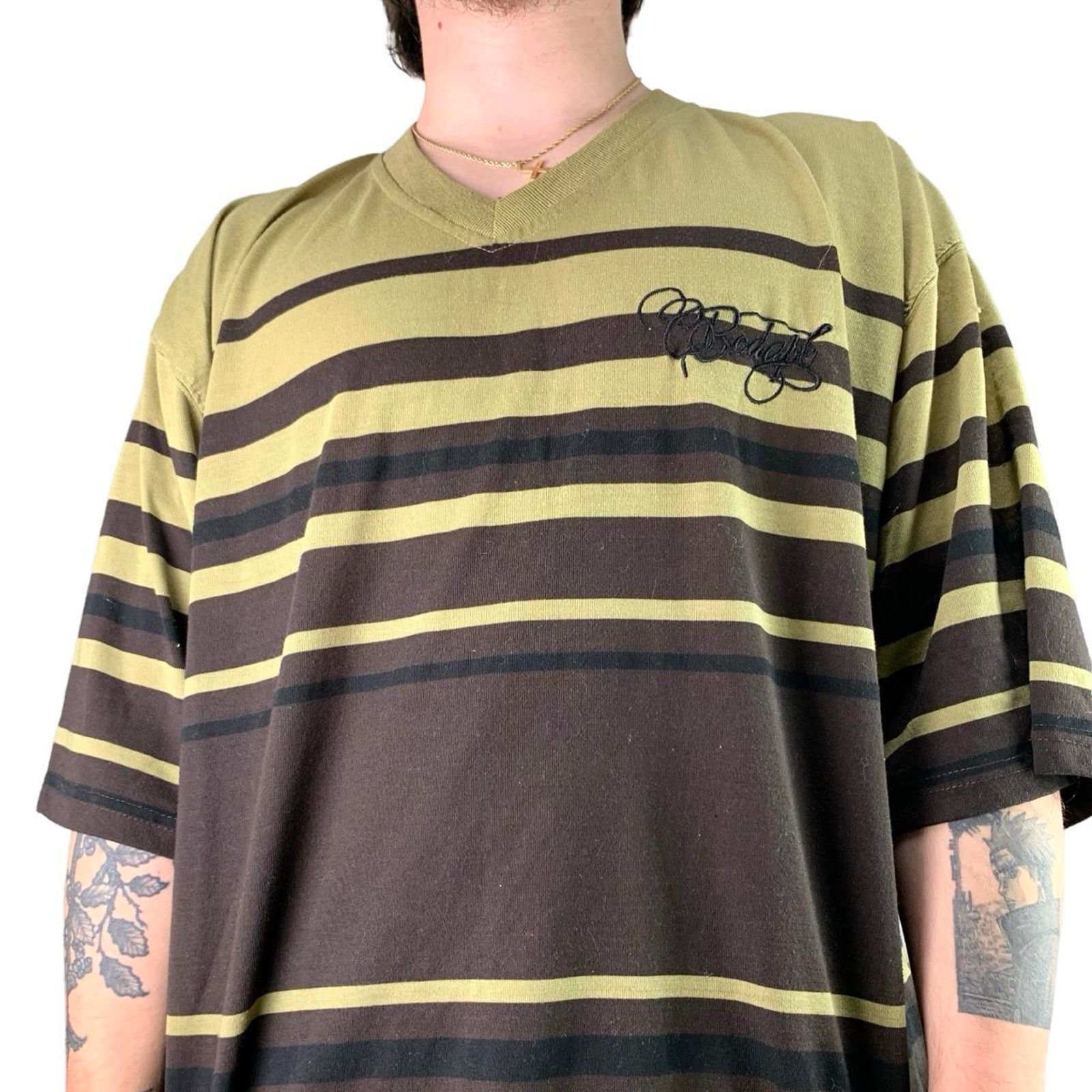 Vintage Y2K Vintage Striped Baggy Embroidered T-shirt Size US XXL / EU 58 / 5 - 1 Thumbnail