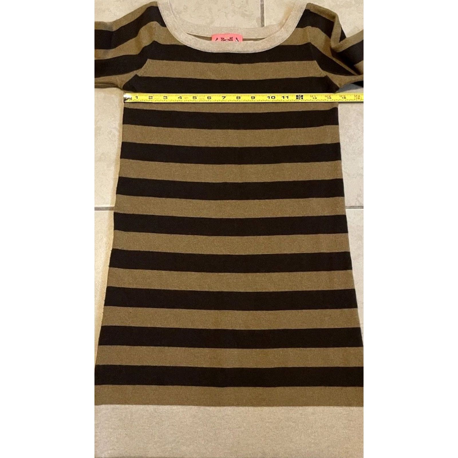 Juicy Couture VINTAGE Juicy Couture Striped Cashmere Long Sweater P T-Shirt Women Brown 3/4 Sleeve Heart Pattern 80s 90s Designer Barbi ecore? Size S / US 4 / IT 40 - 5 Thumbnail