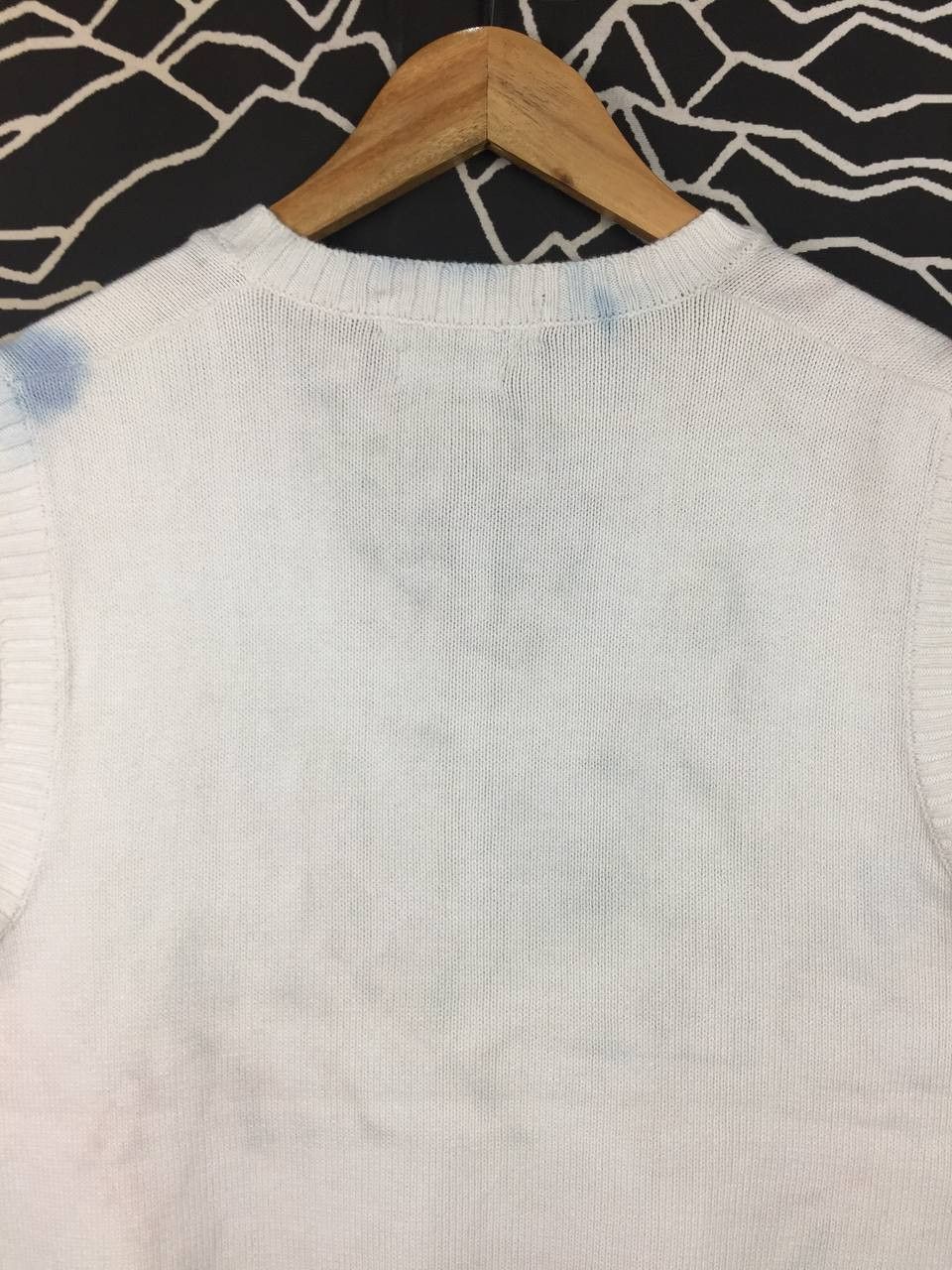 Polo Ralph Lauren Vtg Distressed Polo Ralph Lauren Knit Sweater Vest Size L Size US L / EU 52-54 / 3 - 9 Thumbnail