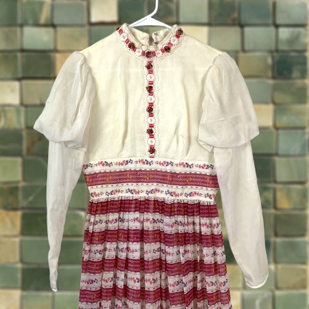 Vintage VINTAGE 60s 70s Prairie Cottagecore Maxi Dress Cream Pink Floral Ribbon Lace S M Boho Folk Romantic Size XS / US 0-2 / IT 36-38 - 1 Thumbnail