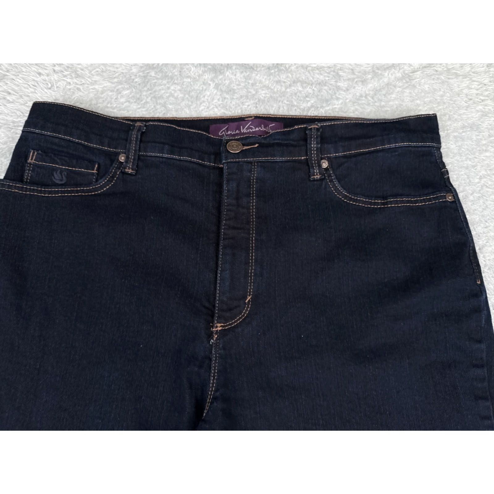 Gloria Vanderbilt Gloria Vanderbilt Jeans Women 14 Denim Straight Mid Rise 32x30 Blue Embroidered Logo 5-Pocket Womens Size 36" / US 14 / IT 50 - 4 Thumbnail