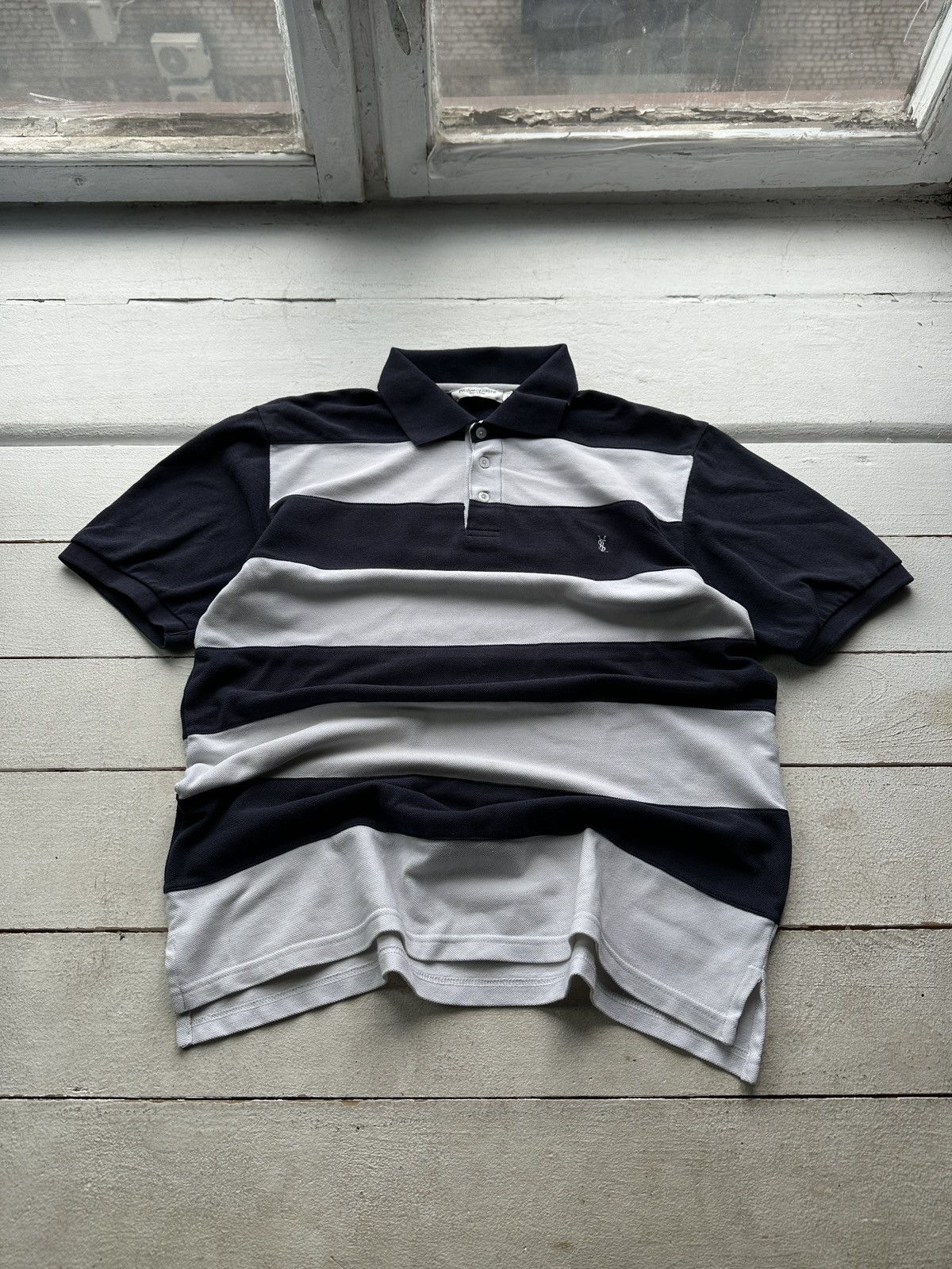 Yves Saint Laurent 🚨 VNTG YSL POLO YVES SAINT LAURENT OLD MONEY LOGO y2k rare Size US L / EU 52-54 / 3 - 1 Thumbnail