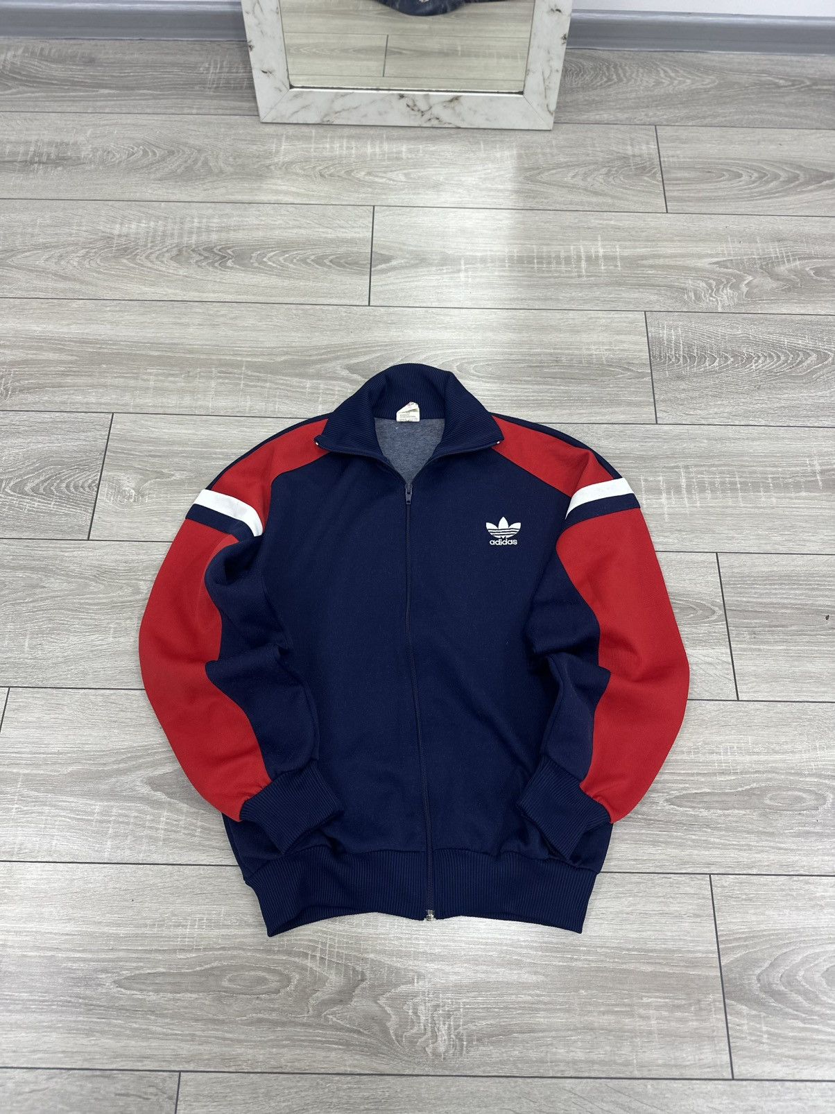Adidas Adidas Vintage 90s Boxy Fit Track Jacket Size US L / EU 52-54 / 3 - 1 Thumbnail