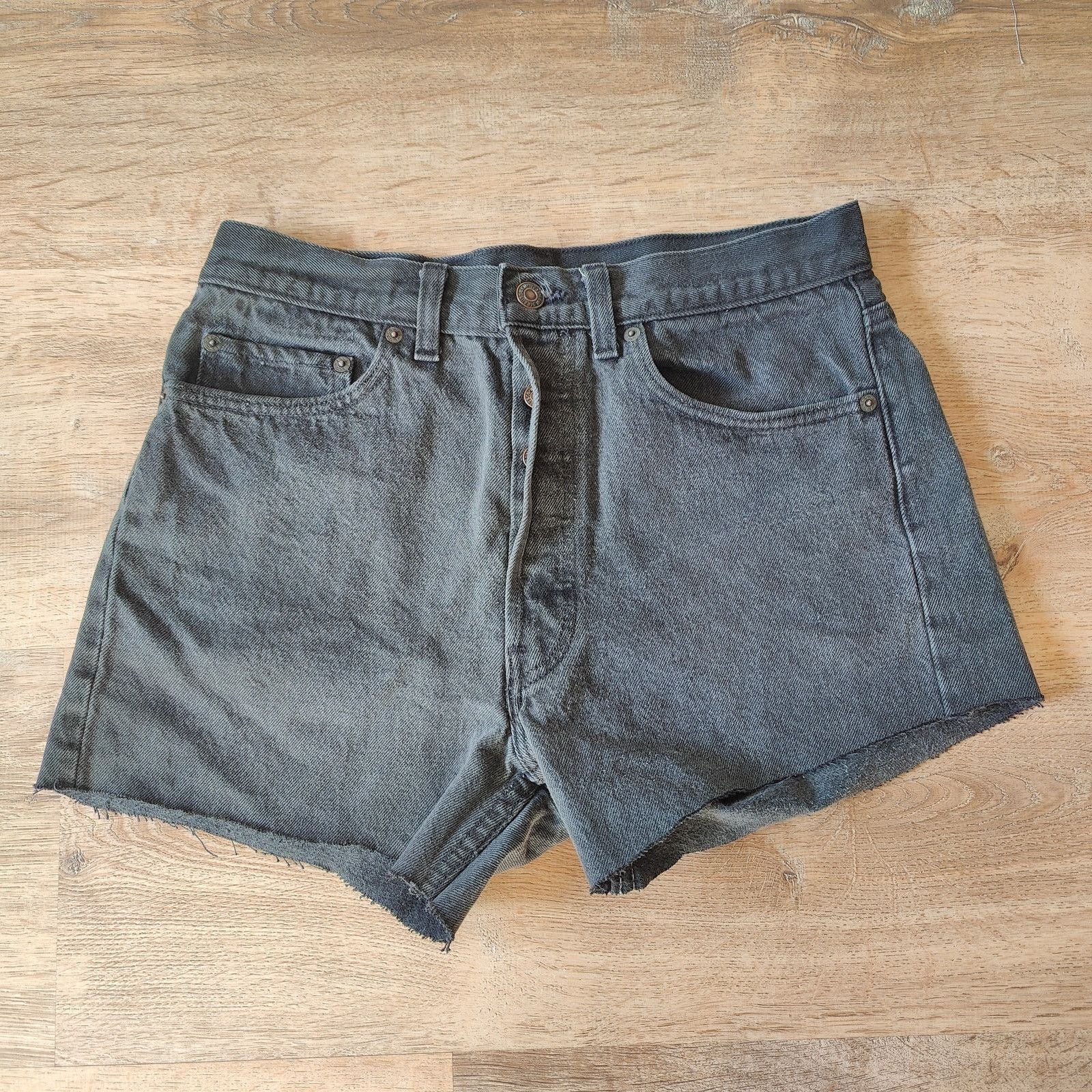 Levi's Vintage Levi's 501 Jean Shorts Womens 32 Black Wash Cut Offs Size 32" / US 10 / IT 46 - 1 Thumbnail