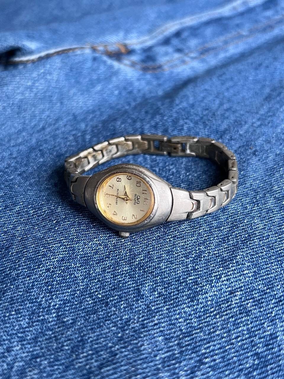 Japanese Brand × Vintage Vintage Japanese style futuristic Watch Retro 00s Size ONE SIZE - 1 Thumbnail