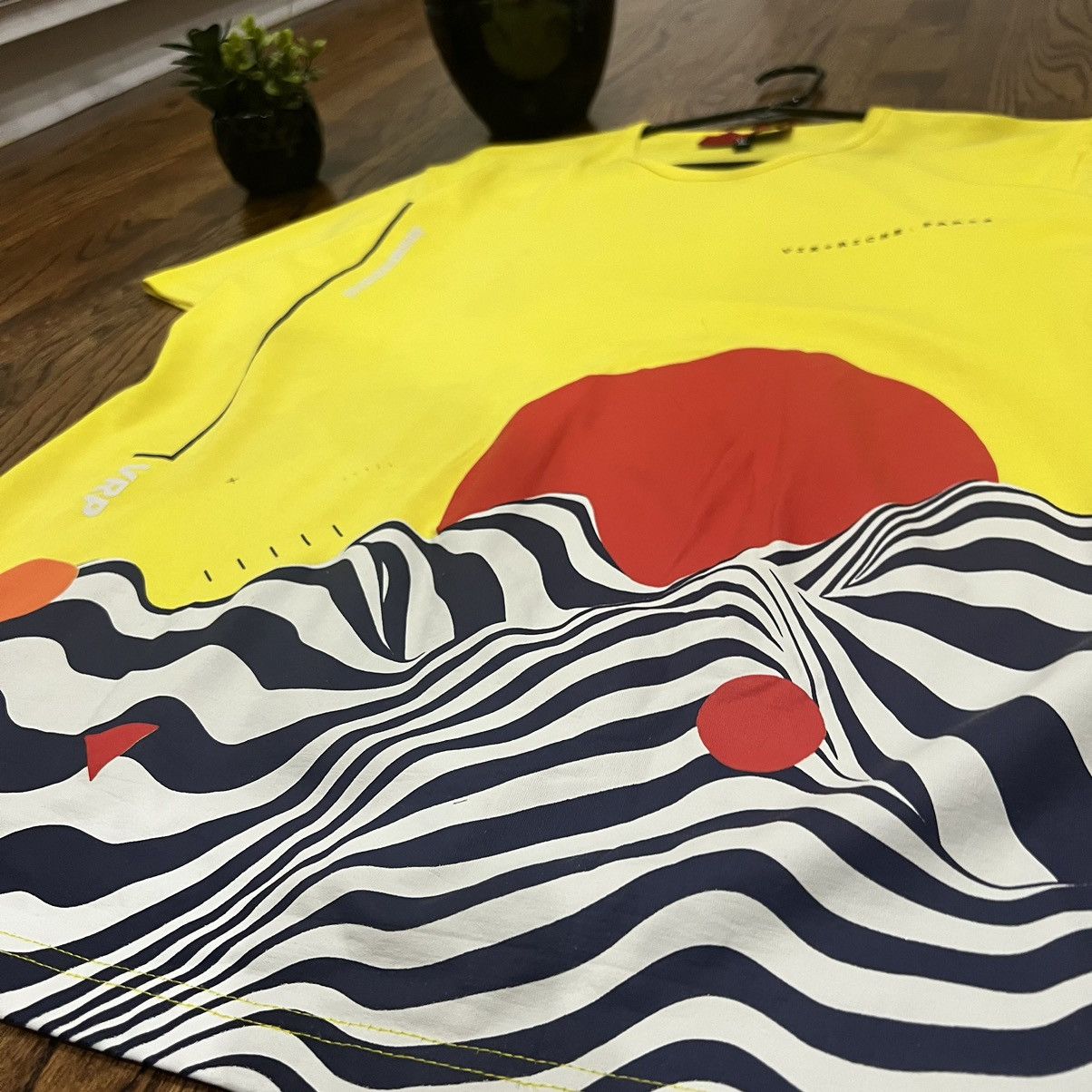 Vie + Riche Paris VIE + RICHIE PARIS “OPTICAL ILLUSION” TEE Size US XL / EU 56 / 4 - 2 Thumbnail