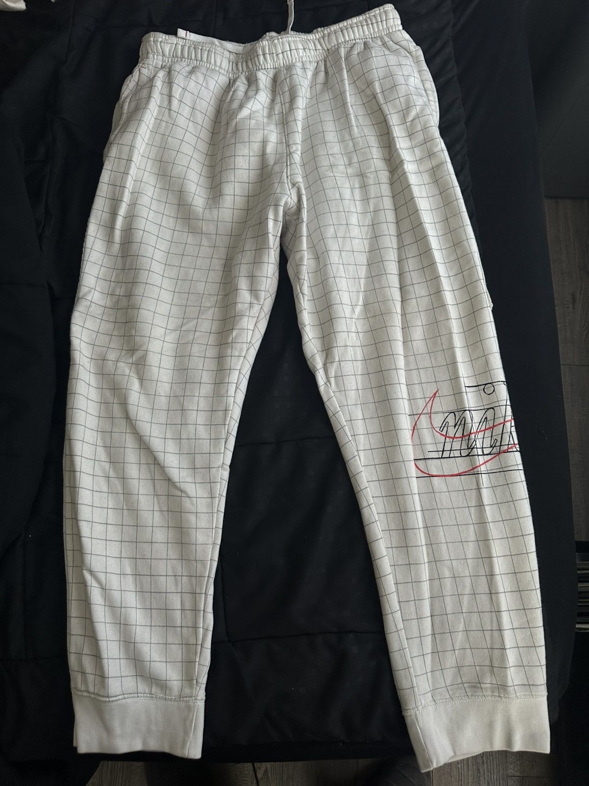 Nike Nike White Sweats with pattern Size 38" / US 16 / IT 52 - 1 Thumbnail