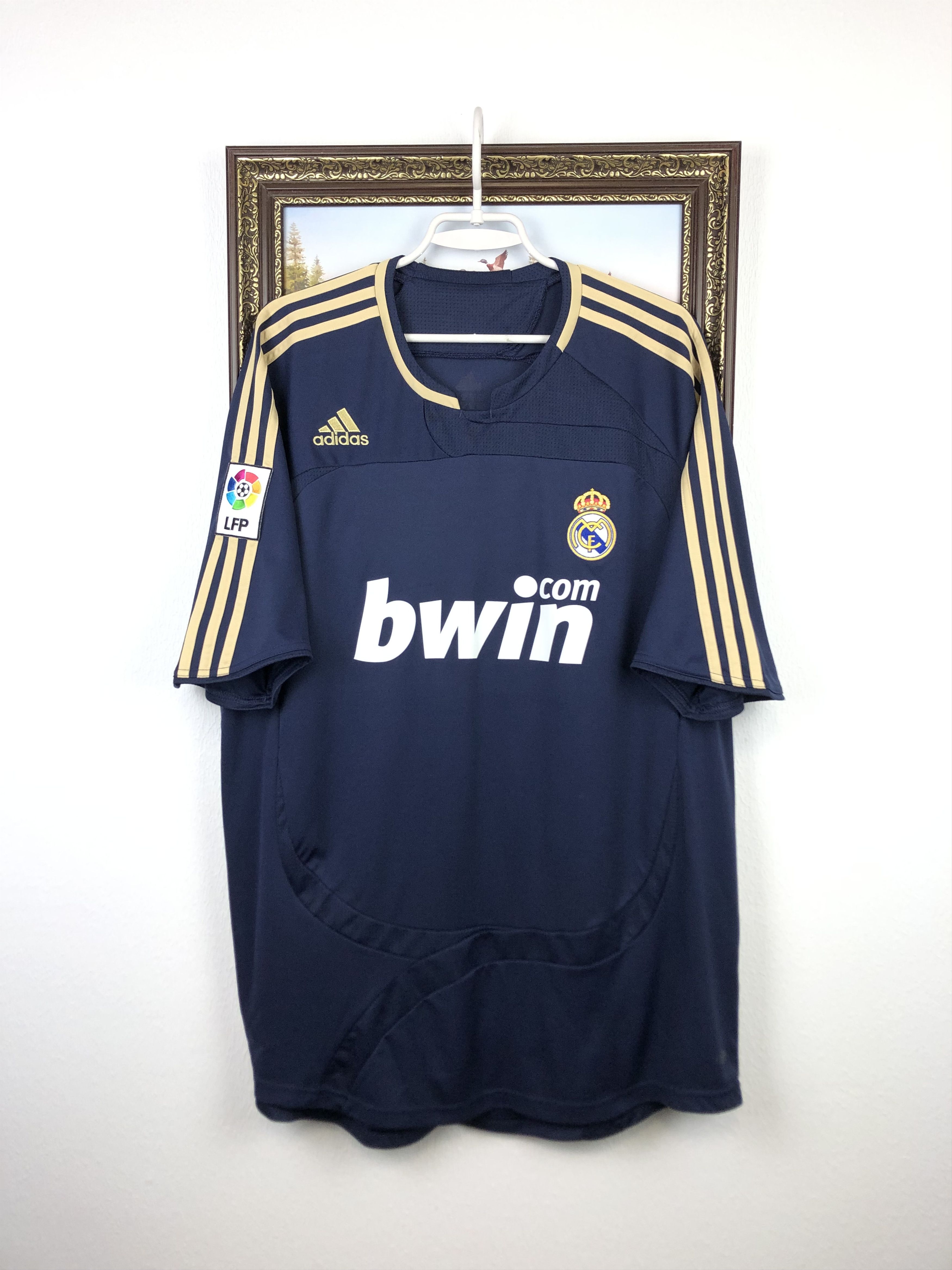 Adidas Real Madrid football shirt Soccer Adidas Jersey Camiseta Size US XL / EU 56 / 4 - 1 Thumbnail