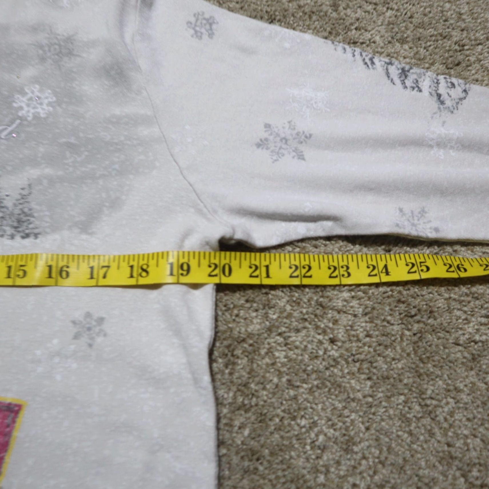 Vintage Unbranded Shirt Mens XL White Christmas Glitter Crewneck Lightweight Sweatshirt Winter Wonderland Santa Claus Pullover Size US XL / EU 56 / 4 - 5 Thumbnail