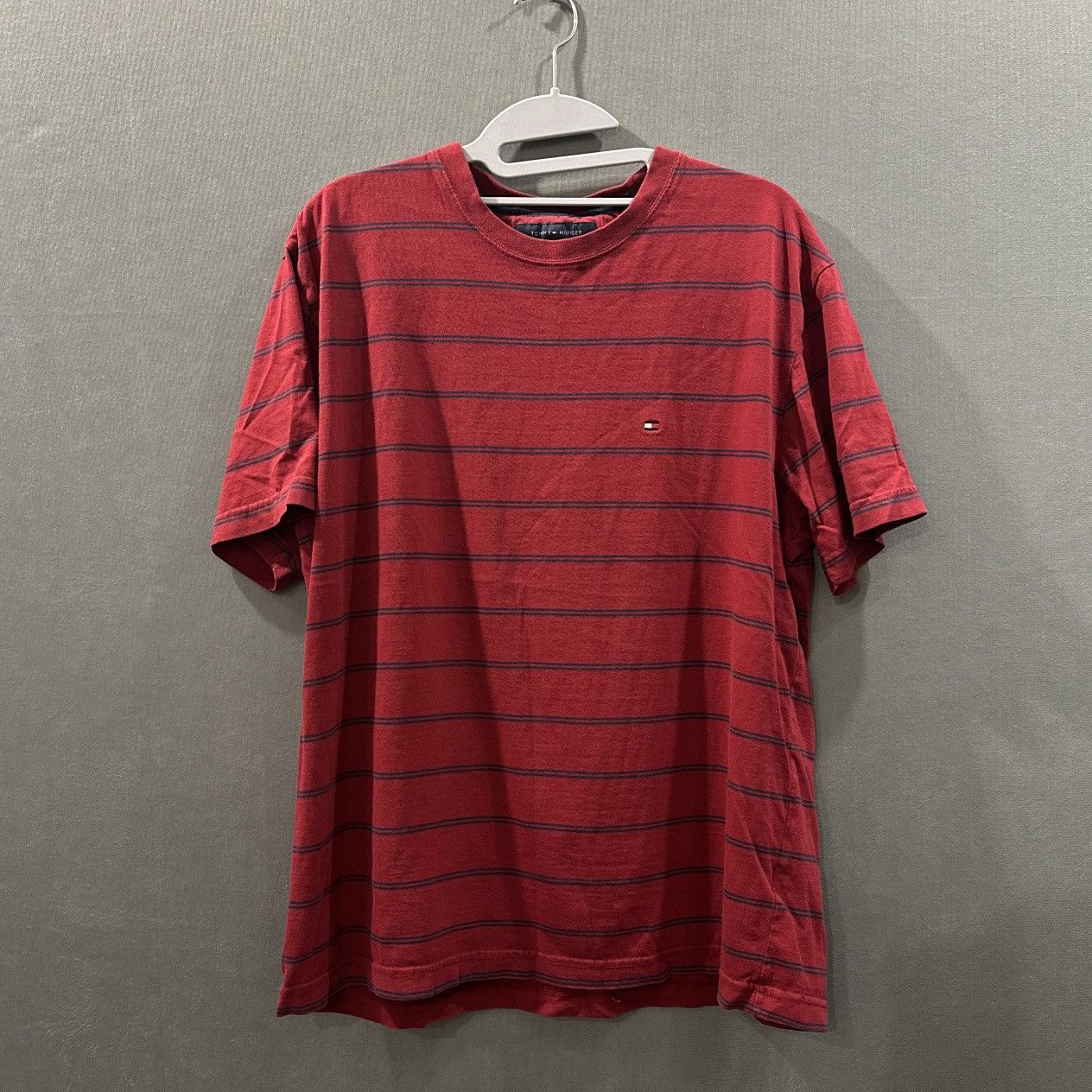 Tommy Hilfiger Vintage Tommy stripe T Size US L / EU 52-54 / 3 - 1 Thumbnail