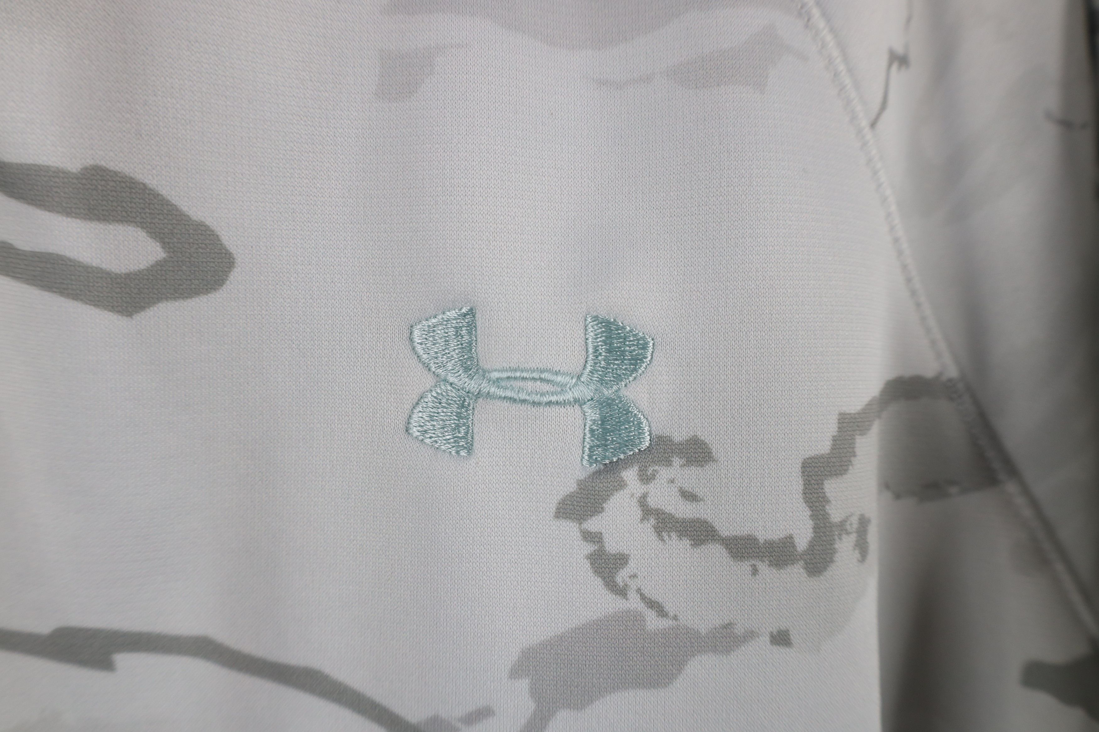 Under Armour × Vintage Under Armour Storm Camouflage Hoodie Sweatshirt White Size M / US 6-8 / IT 42-44 - 4 Thumbnail