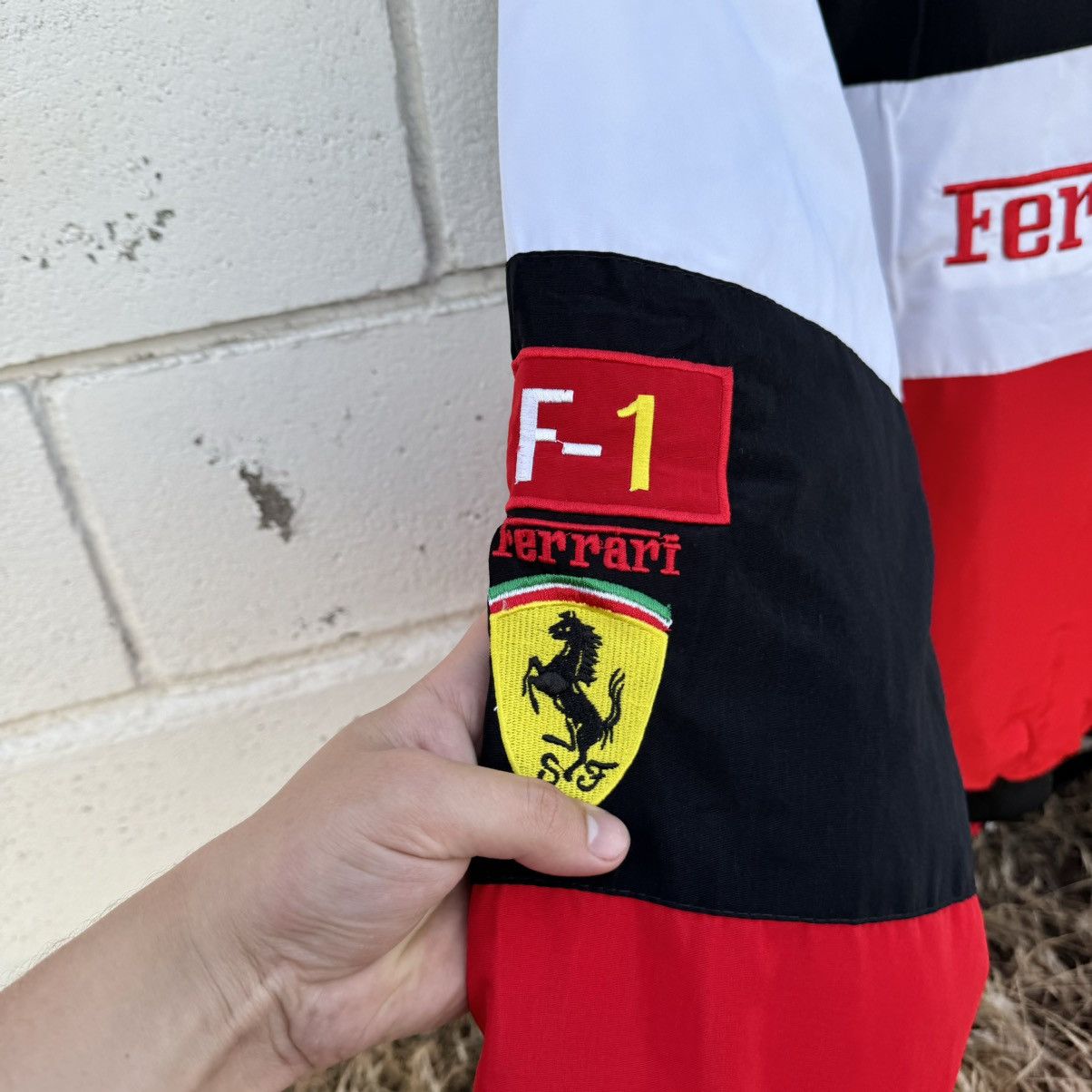 Ferrari Vintage Scuderia Ferrari racing jacket Size US XL / EU 56 / 4 - 8 Thumbnail