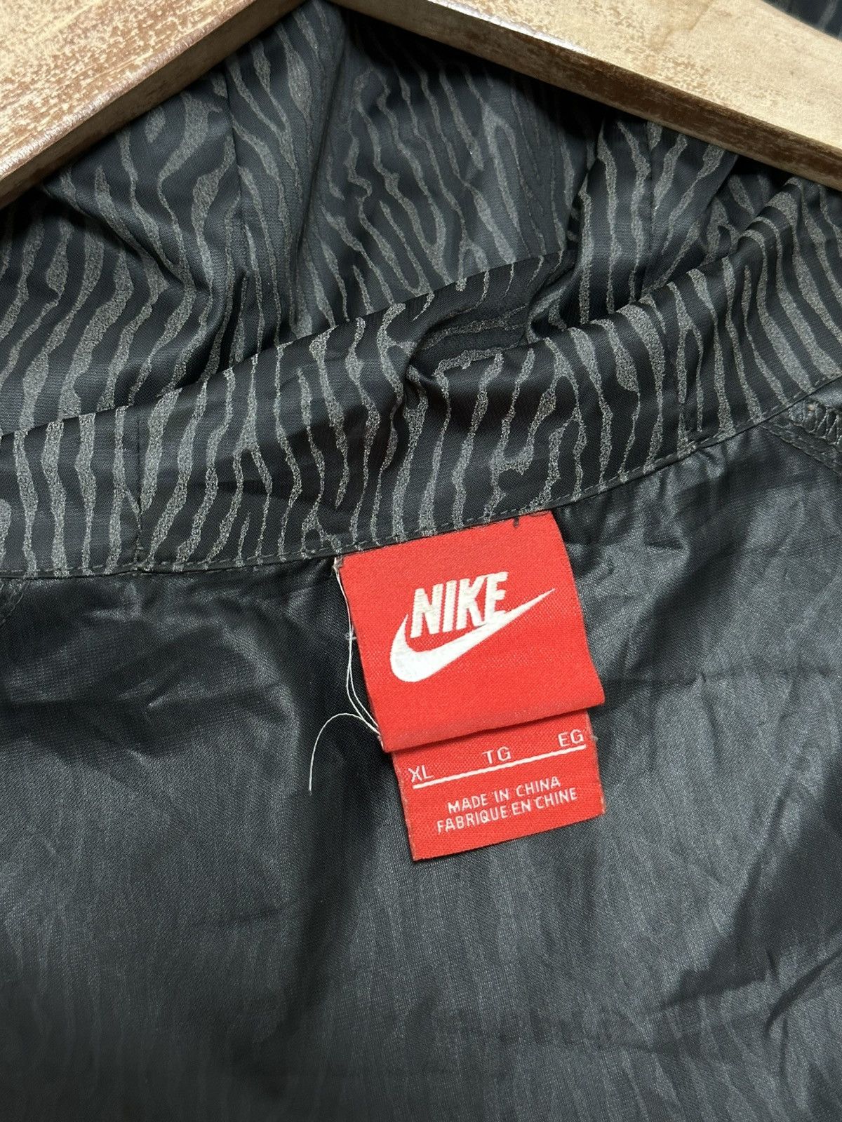 Nike Nike Women’s Full Reflective Windbreaker Jacket Size XL Size XL / US 12-14 / IT 48-50 - 10 Thumbnail