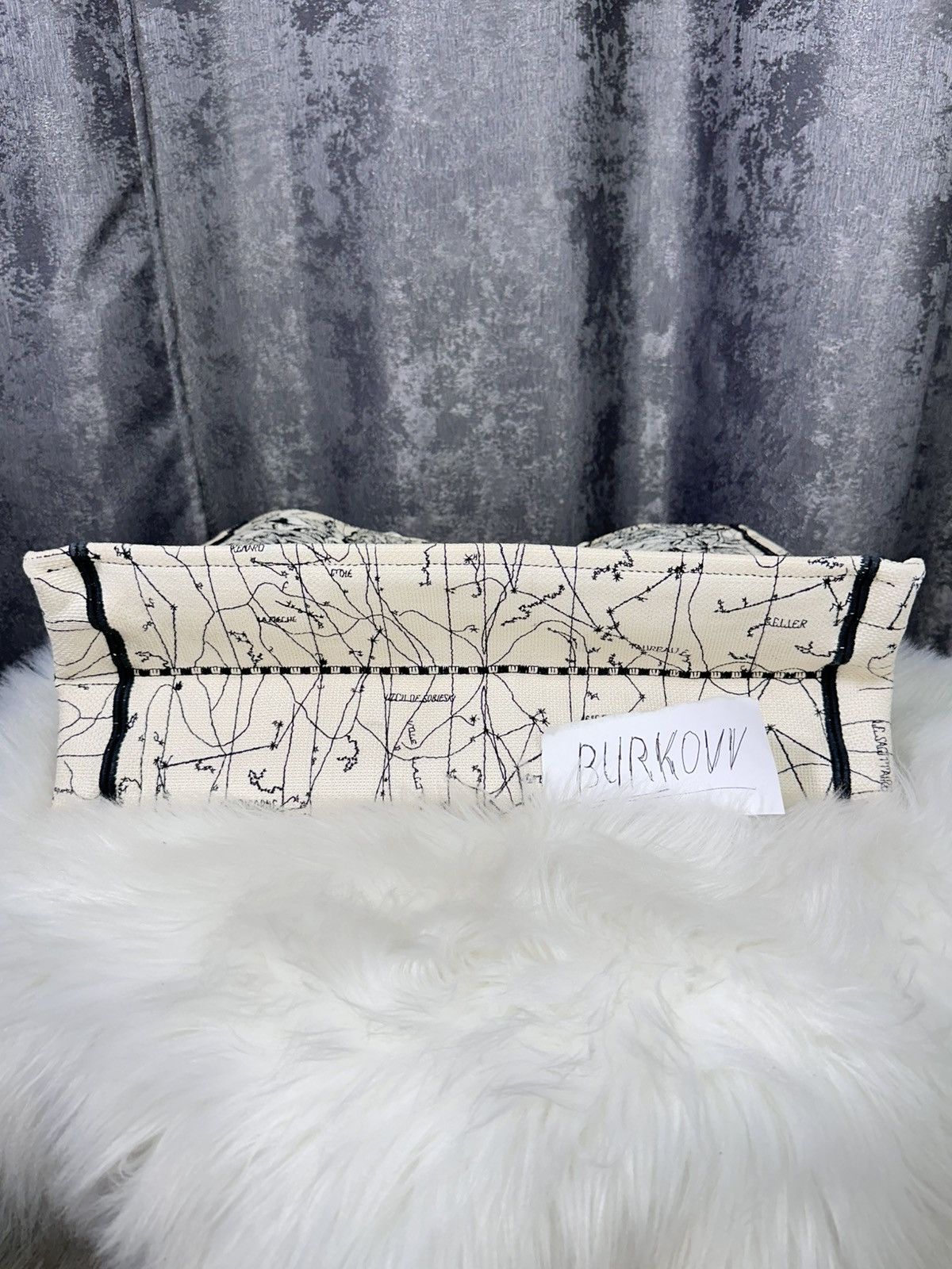 Dior Christian Dior Book Tote Bag Size ONE SIZE - 4 Thumbnail