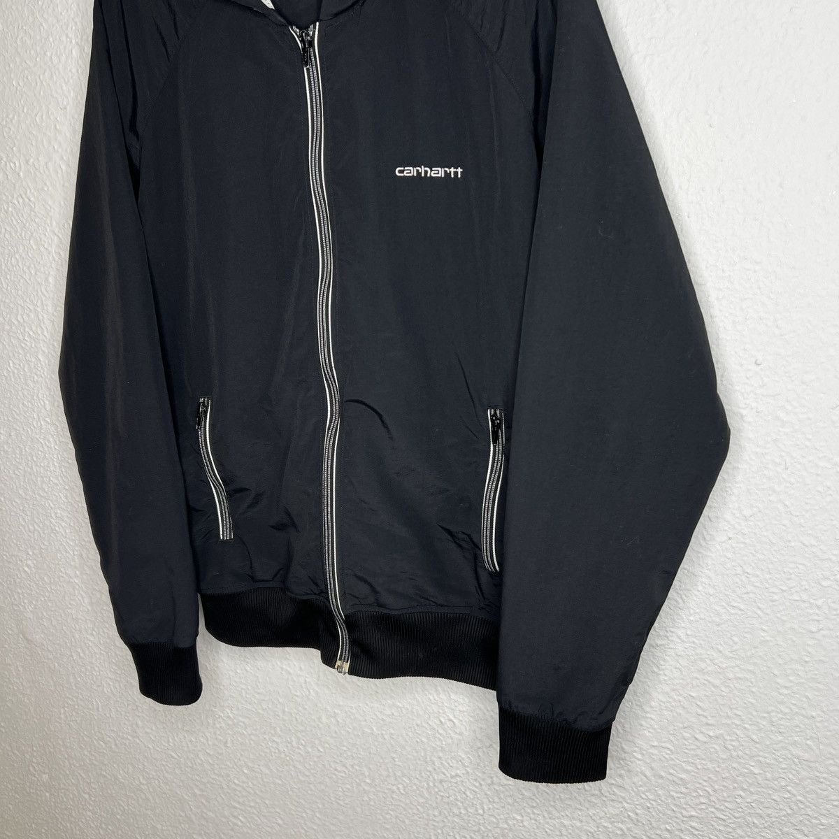 Carhartt × Vintage Vintage Carhartt WiP Jacket Nylon Black Active Logo Hooded Size US L / EU 52-54 / 3 - 3 Thumbnail