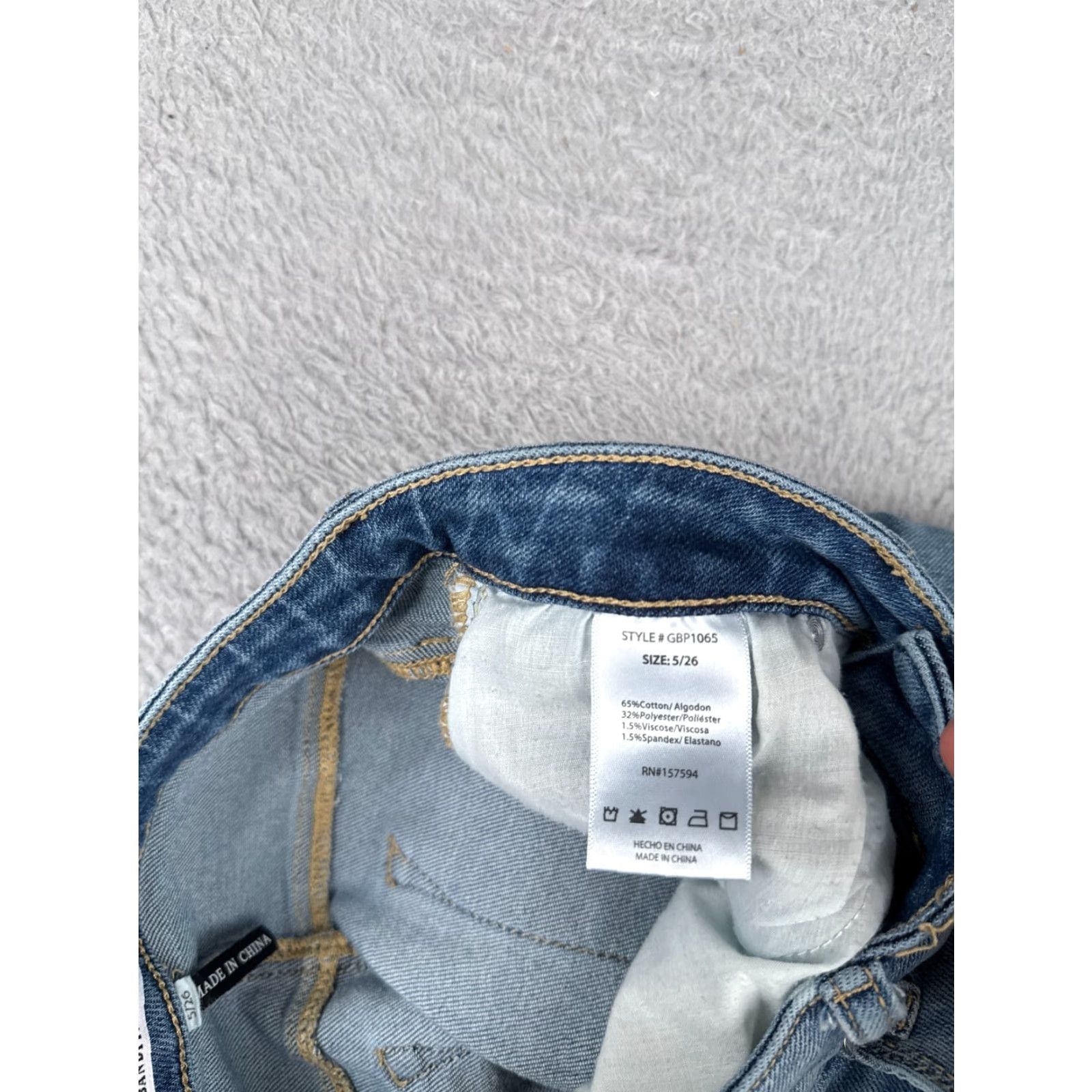 Vintage Grey Bandit Jeans Juniors 5 Blue Denim Flared Distressed Cotton Blend 26x31 Jeans Women 27 in Inseam 31 in Medium Wash Denim? Size 27" / US 4 / IT 40 - 7 Thumbnail