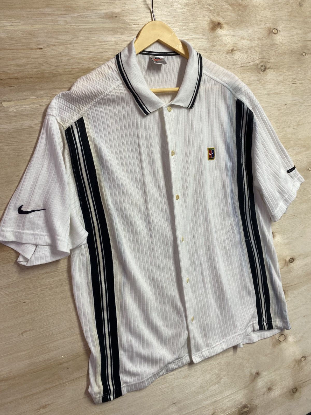 Nike Vintage nike court tshirt buttons ups Size US XXL / EU 58 / 5 - 2 Thumbnail