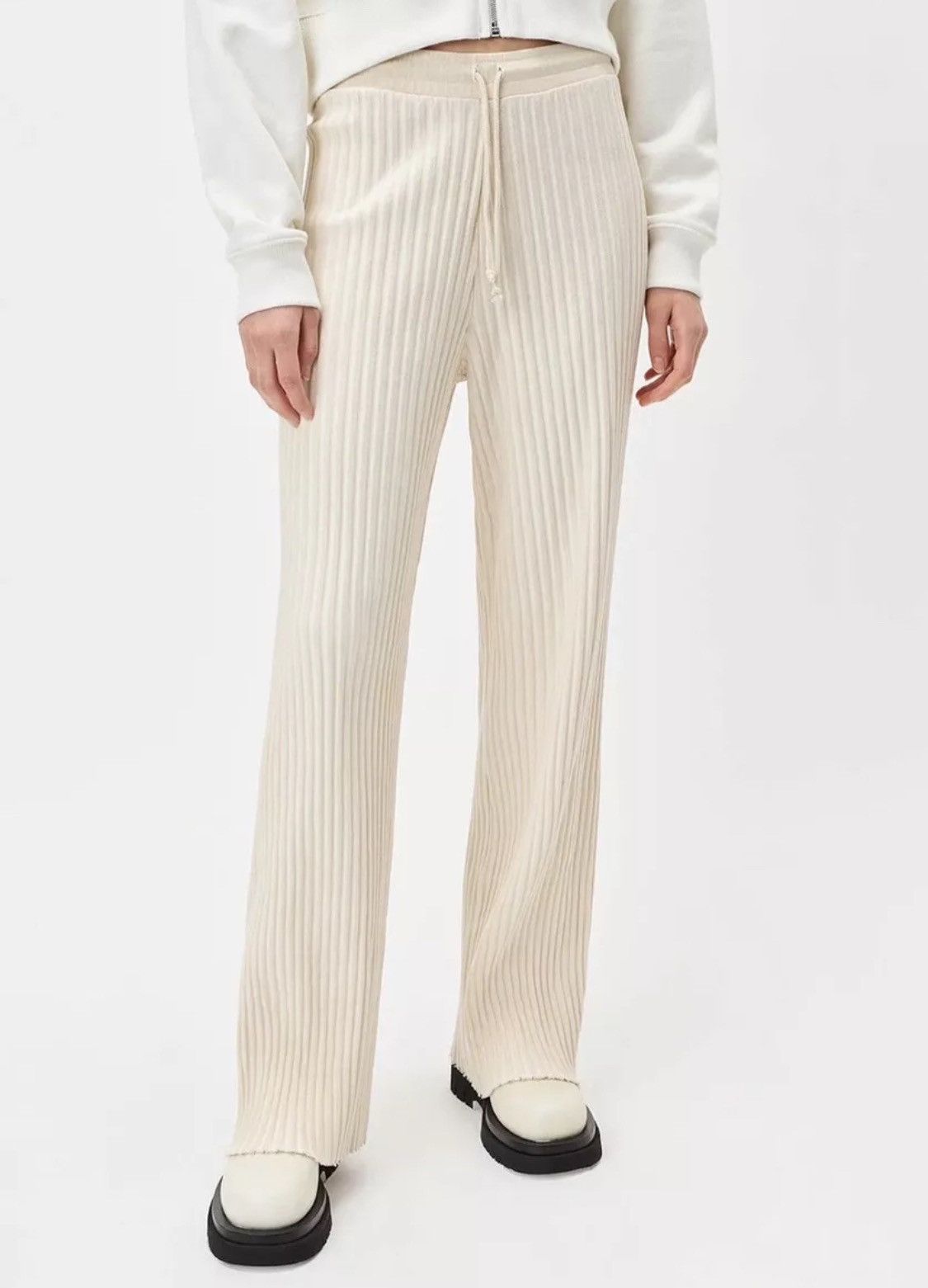 image of John Elliott $350 Issey Miyake-Like Pleated Lounge Pants in Sand, Women's (Size 26)