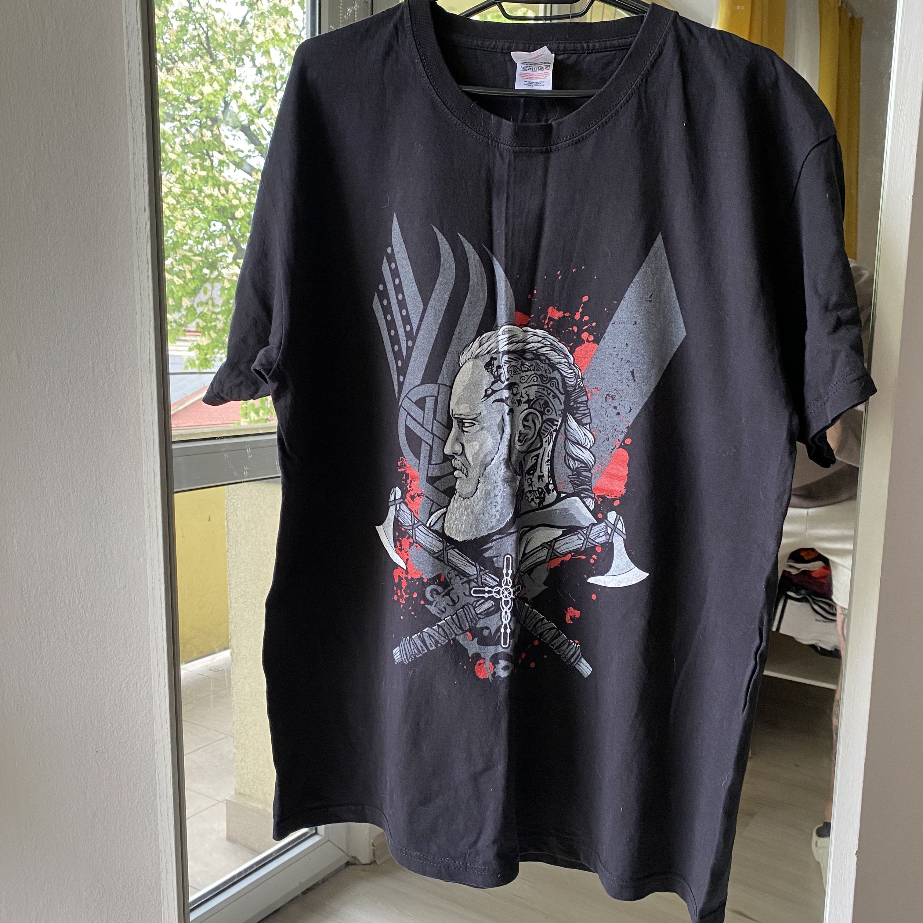 Band Tees Vintage 90s Death Viking Skulls Walhalla Movie Spiral tshirt Size US XL / EU 56 / 4 - 2 Thumbnail