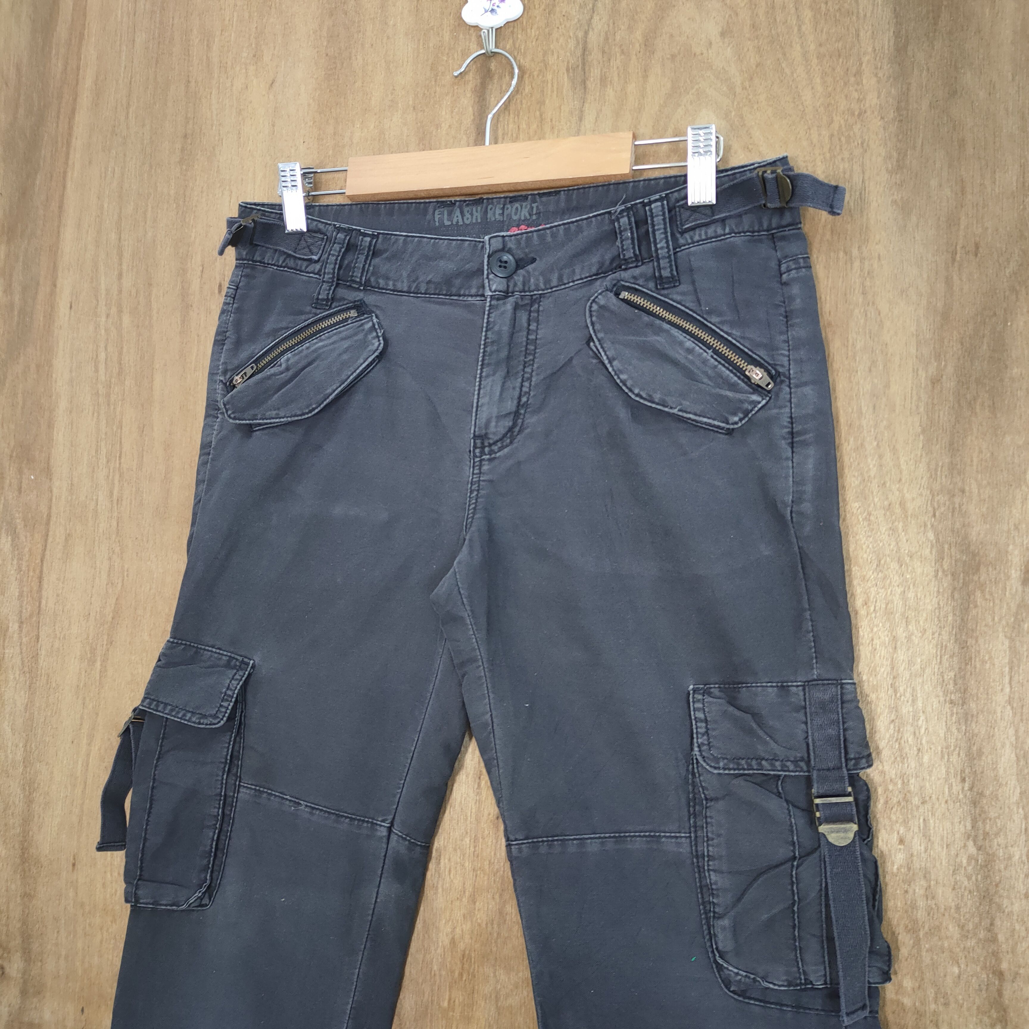 Japanese Brand VINTAGE FLASH REPORT FLARE FADED BLACK CARGO PANTS Size US 30 / EU 46 - 8 Thumbnail