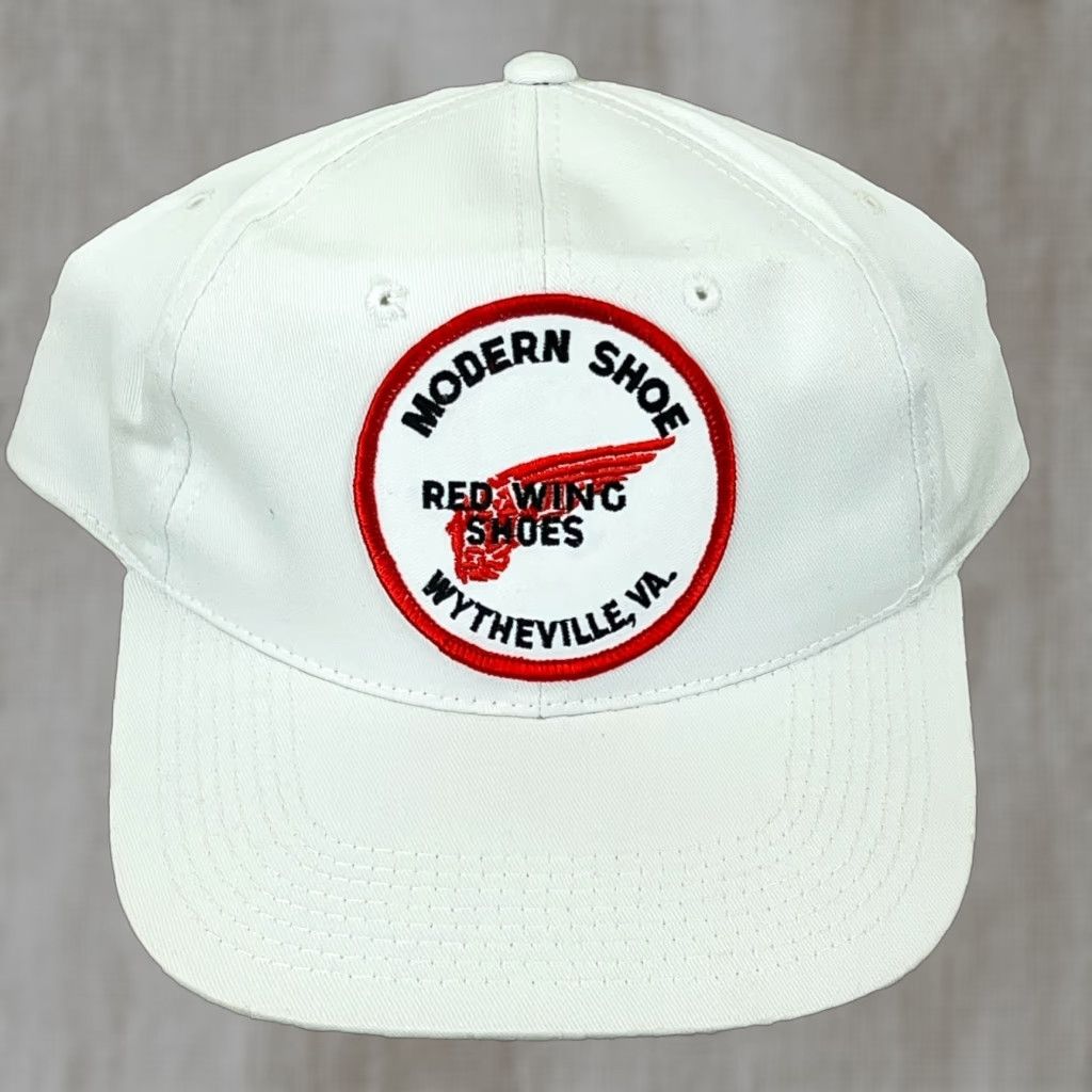 Vintage VINTAGE Yupoong Hat Cap Snapback White Twill Patch 90s Adjustable Trucker Mens Size ONE SIZE - 1 Thumbnail