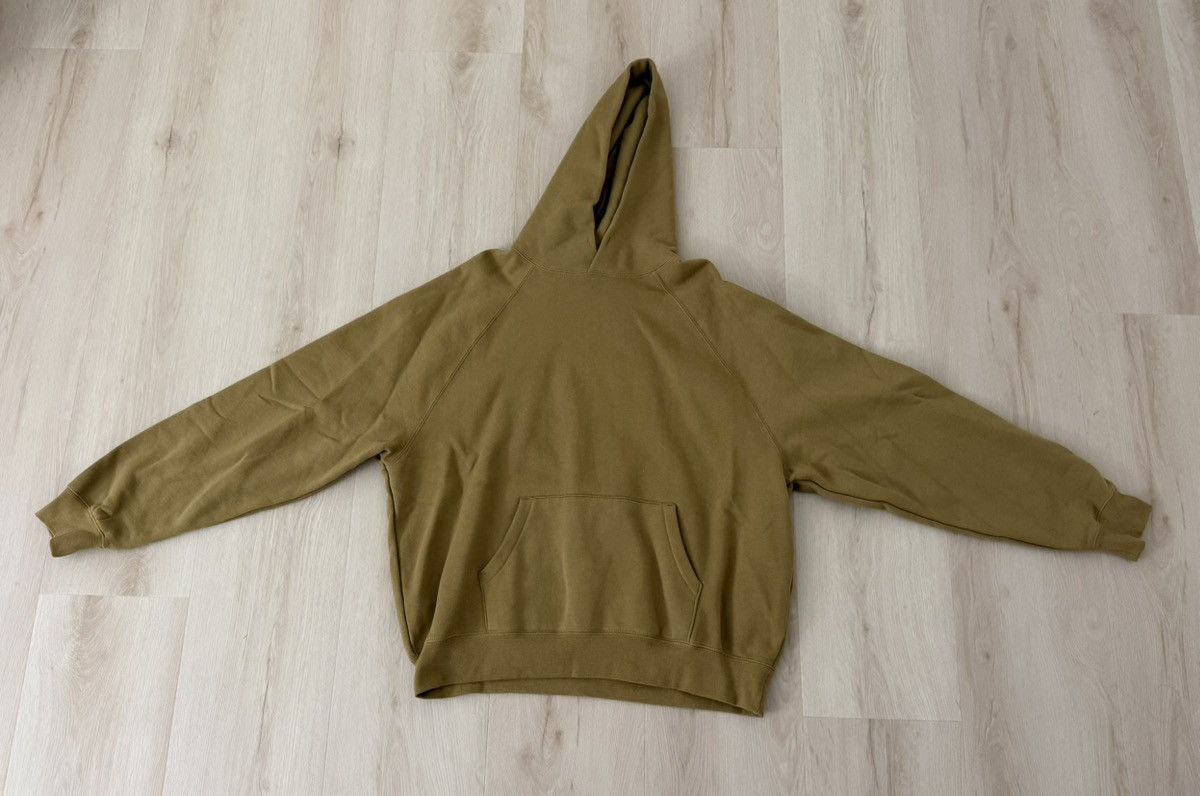 Essentials Fear of God Essentials Pullover Hoodie Amber Size US M / EU 48-50 / 2 - 2 Thumbnail