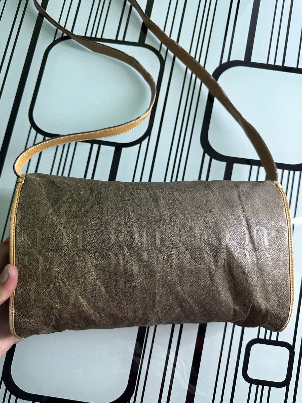 Gucci Vintage GG Gucci Shoulder Bag Size ONE SIZE - 7 Thumbnail