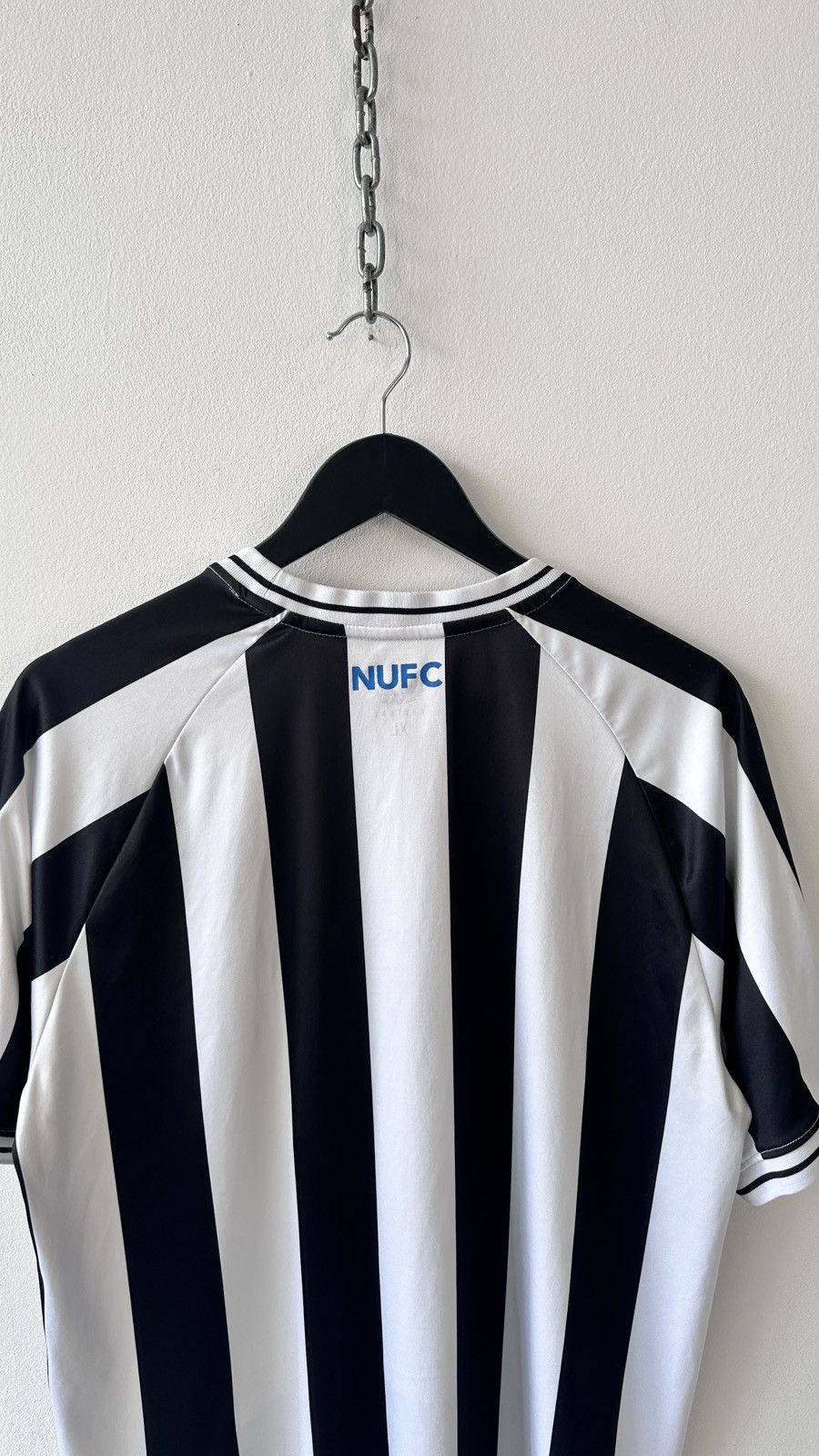 Other Newcastle United 2022-23 Home Football Shirt Castore Size XL Size US XL / EU 56 / 4 - 9 Thumbnail