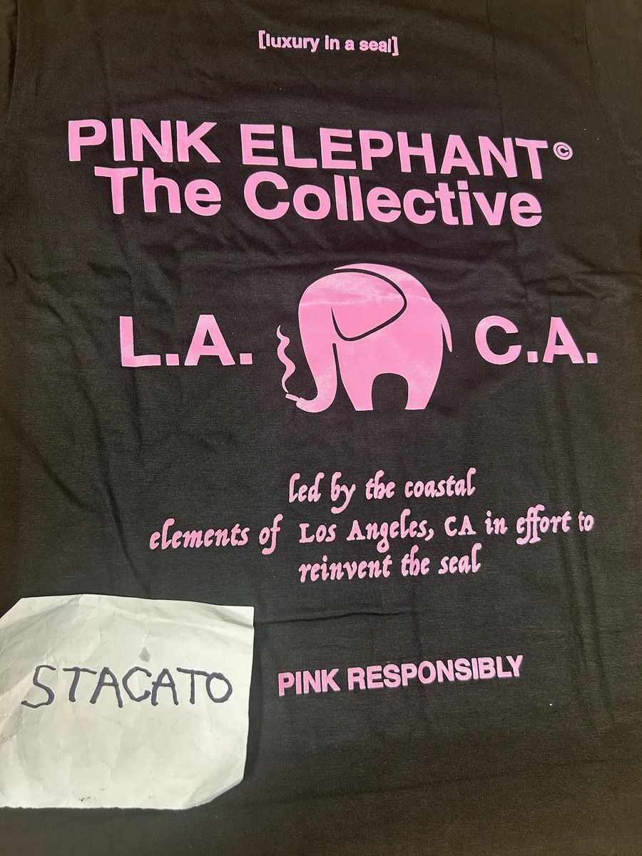 Other × Vintage Pink Elephant Los Angeles Luxury in a Seal Tee Black Size US S / EU 44-46 / 1 - 4 Thumbnail