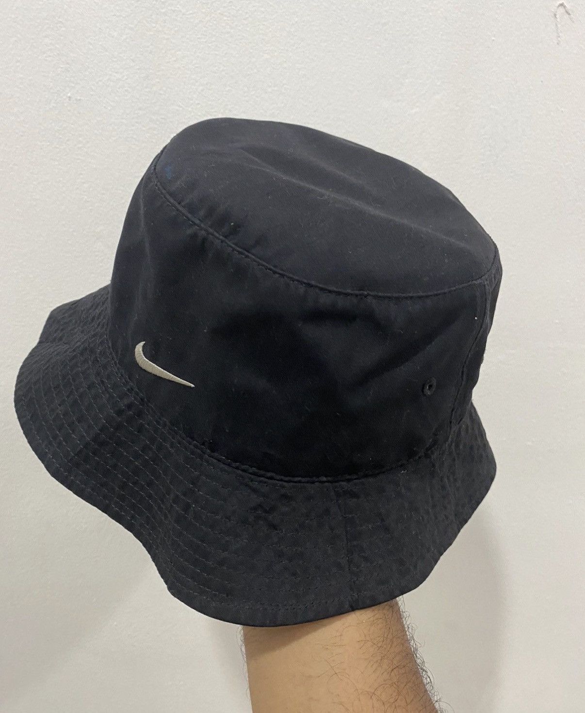 Nike 2003 Nike Black Bucket Hat Size ONE SIZE - 2 Thumbnail