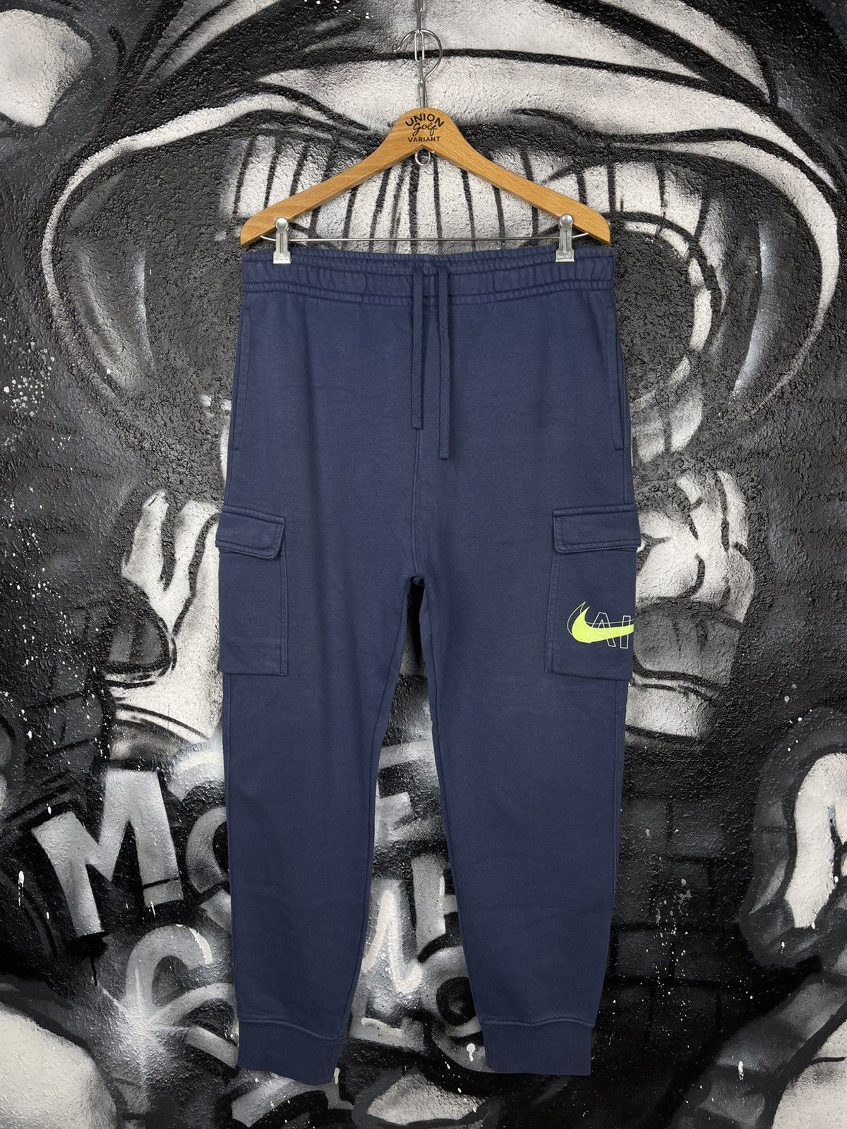 Nike Nike NSW Swoosh Cotton Cargo Joggers Men’s Pants Size L Size US 34 / EU 50 - 2 Thumbnail