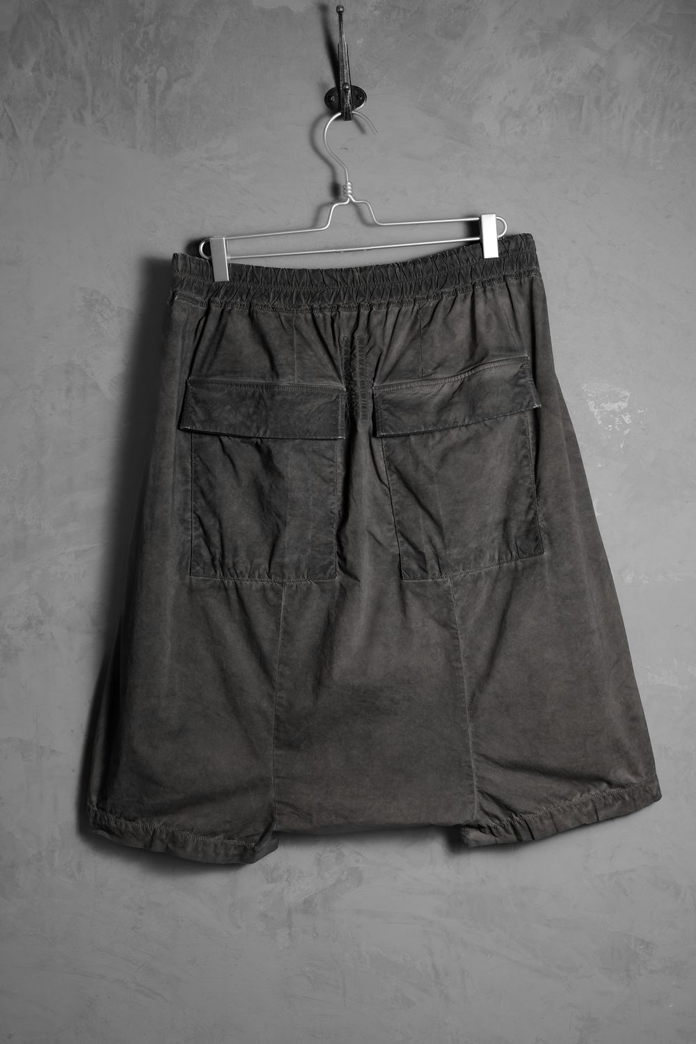 Rick Owens Drkshdw Rick Owens DRKSHDW Pods Shorts Size US 34 / EU 50 - 5 Thumbnail