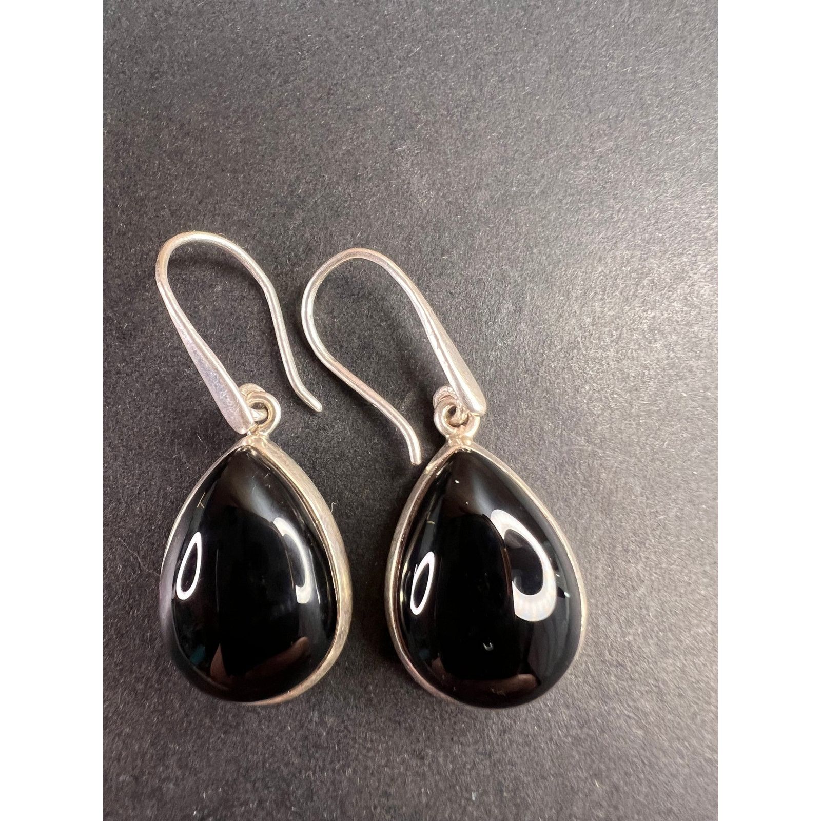 Other NEW Black onyx sterling silver teardrop earrings 8.12 grams Size ONE SIZE - 1 Thumbnail