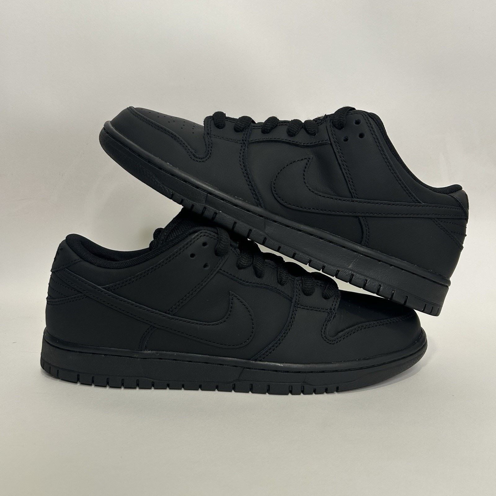 Nike Nike SB Dunk Low Pro ISO “Triple Black/Anthracite Orange” Size US 10 / EU 43 - 1 Thumbnail