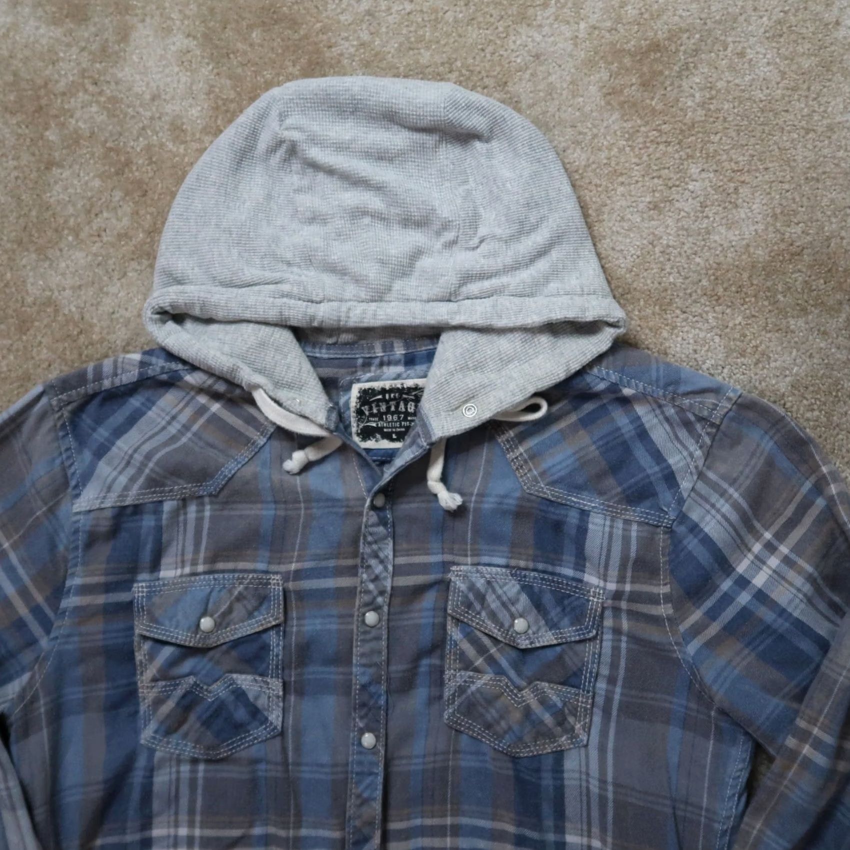 Vintage VINTAGE Buckle Button-Up Shirt Men Large Long Sleeve Plaid Hooded Athletic Fit Blue Size US L / EU 52-54 / 3 - 4 Thumbnail