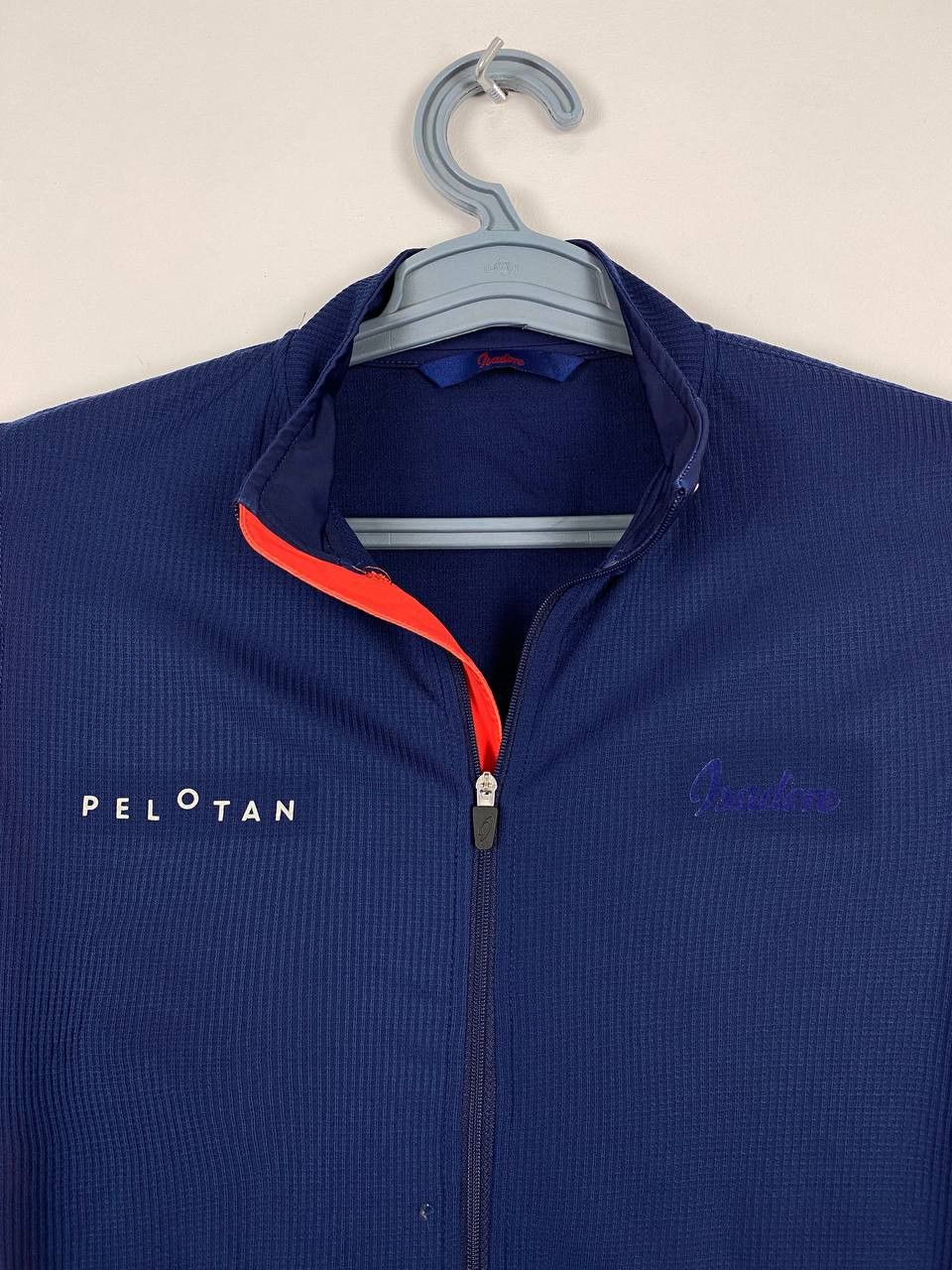 Other Isadore Pelotan Born To Climb Luxury Jersey Size US S / EU 44-46 / 1 - 10 Thumbnail