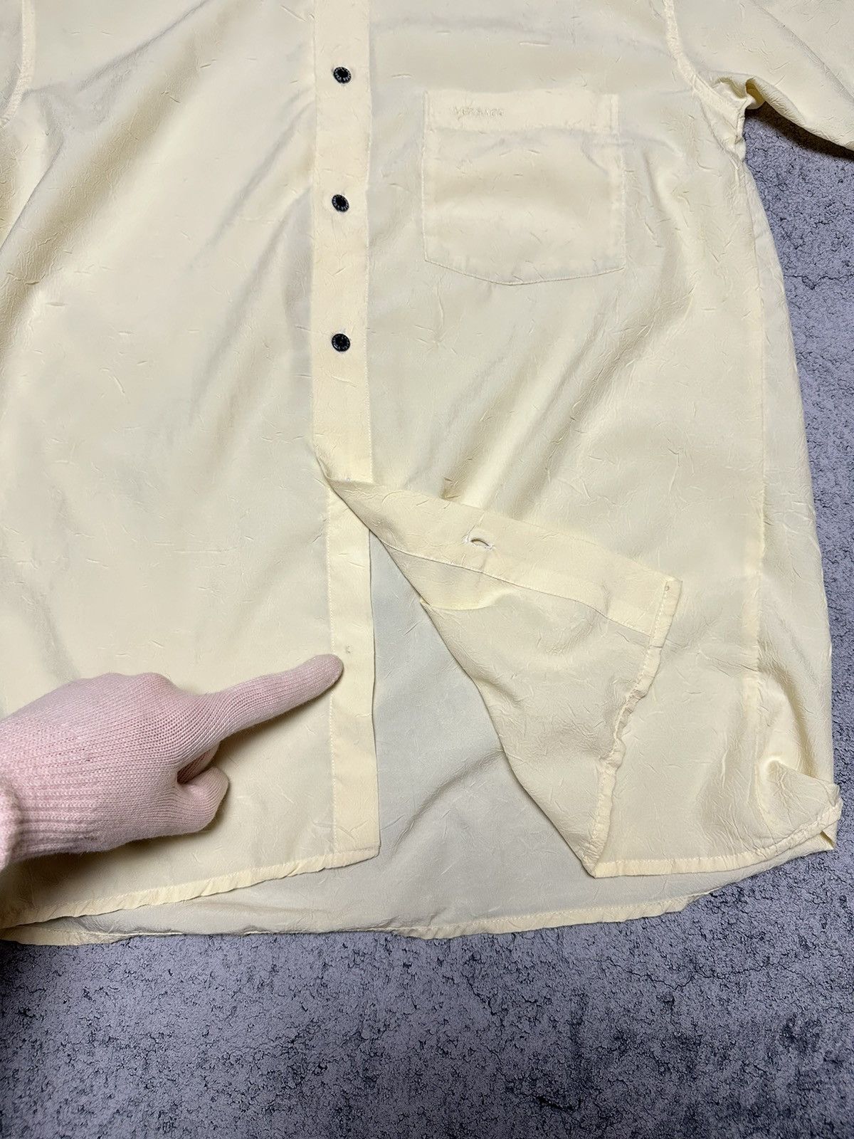 Versace × Versace Jeans Couture × Vintage Vintage Versace Jeans Couture Shirt Size US M / EU 48-50 / 2 - 10 Thumbnail