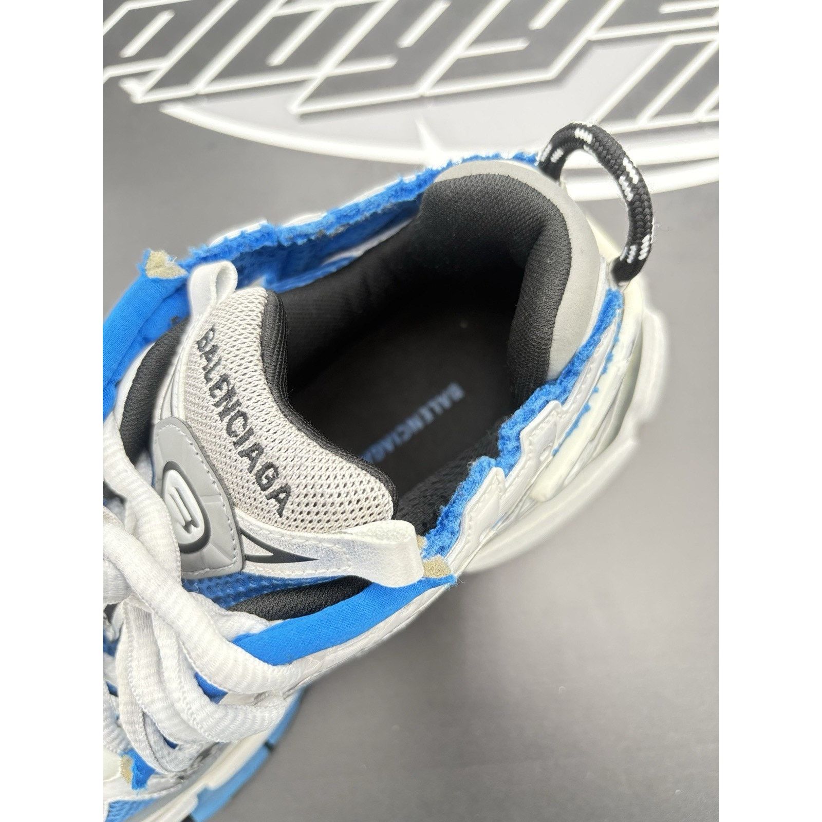 Balenciaga Balenciaga Runner ' White, Blue ' | ONLY WORN 3x Size US 10 / EU 43 - 6 Thumbnail