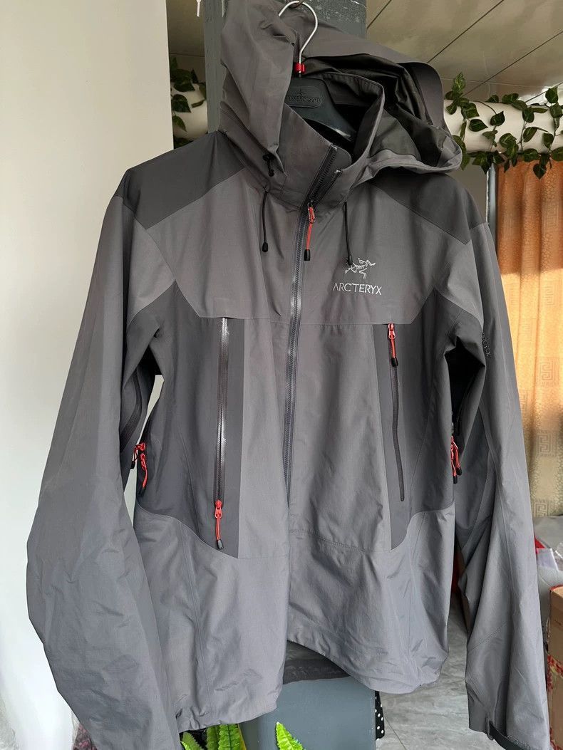 Arc'teryx Arc'Teryx Beta LT Hybrid Full Zip Jacket Size US L / EU 52-54 / 3 - 4 Thumbnail