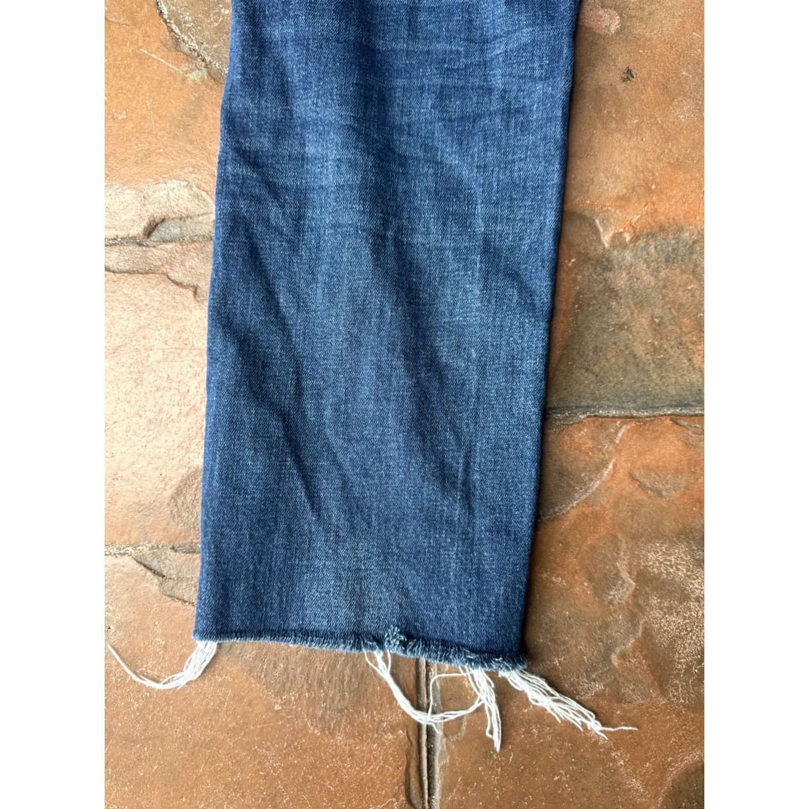 Madewell Madewell Slim Boy Jeans Women’s 28 Straight Frayed Distressed Blue Cotton Polyester Spandex Denim 5-Pocket Regular Rise Size 28" / US 6 / IT 42 - 5 Thumbnail