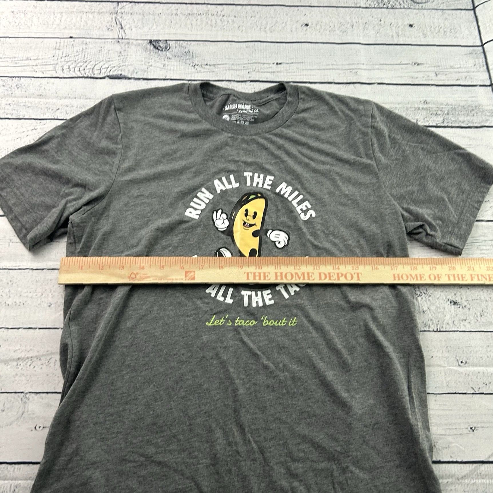 CO Sarah Marie Running Run All The Miles Eat All The Tacos T Shirt Men's M Gray Size US M / EU 48-50 / 2 - 4 Thumbnail