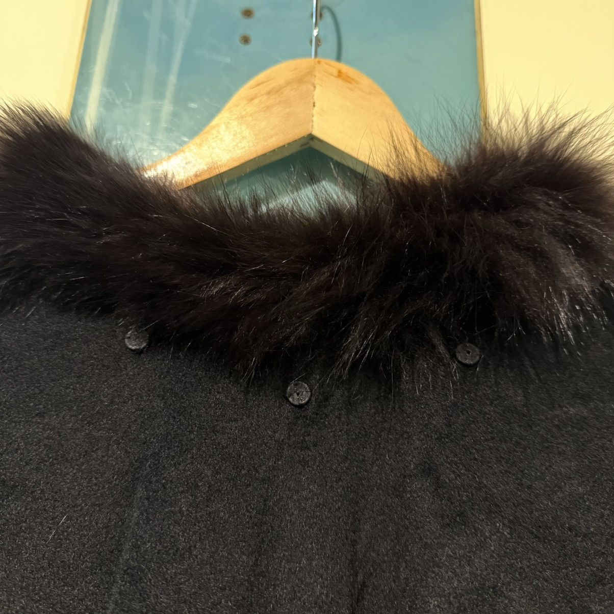 Balmain Vintage Balmain Cashmere Fur Poncho Size ONE SIZE - 8 Thumbnail