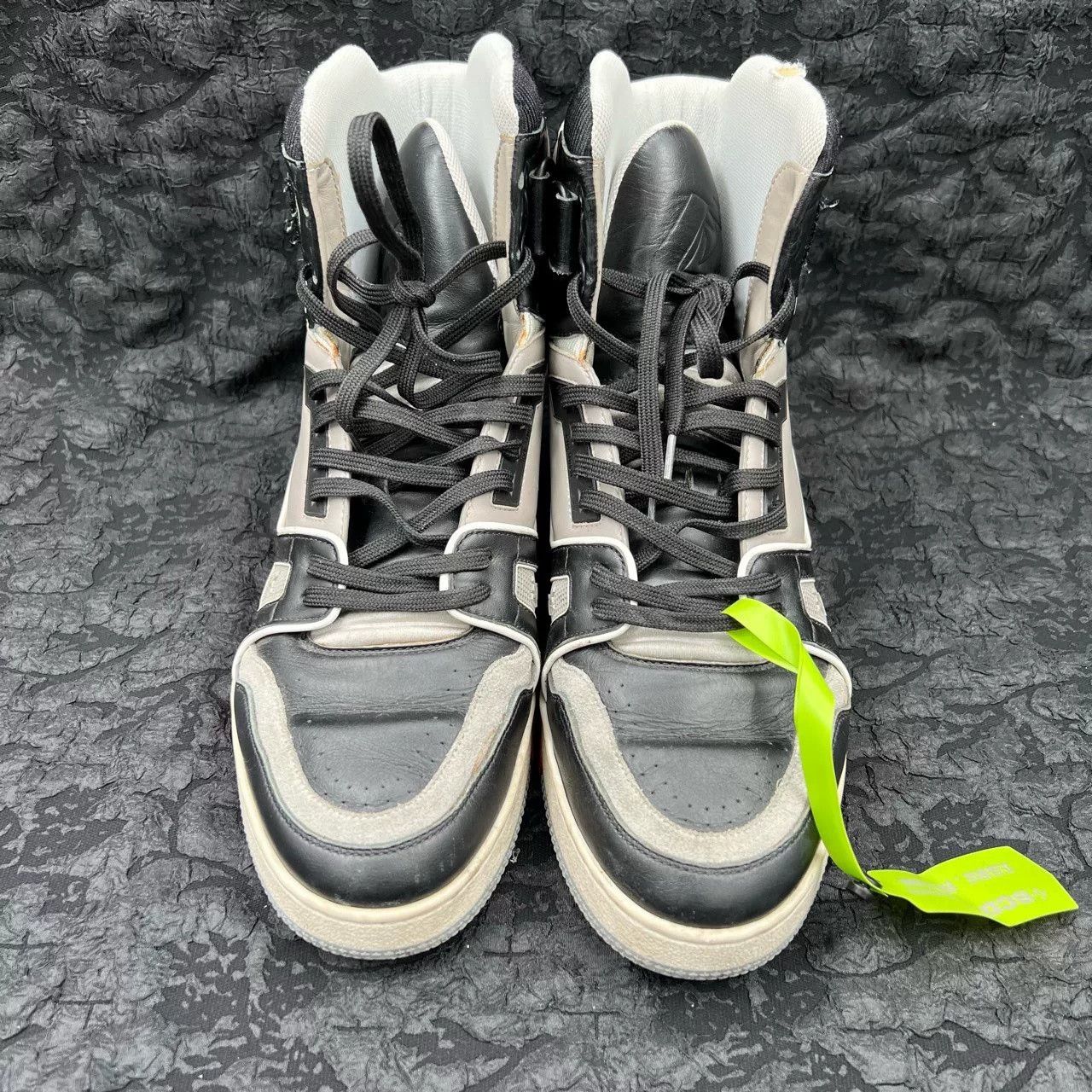 Louis Vuitton Louis Vuitton Trainer Black Gray High-Top Size US 8 / EU 41 - 2 Thumbnail