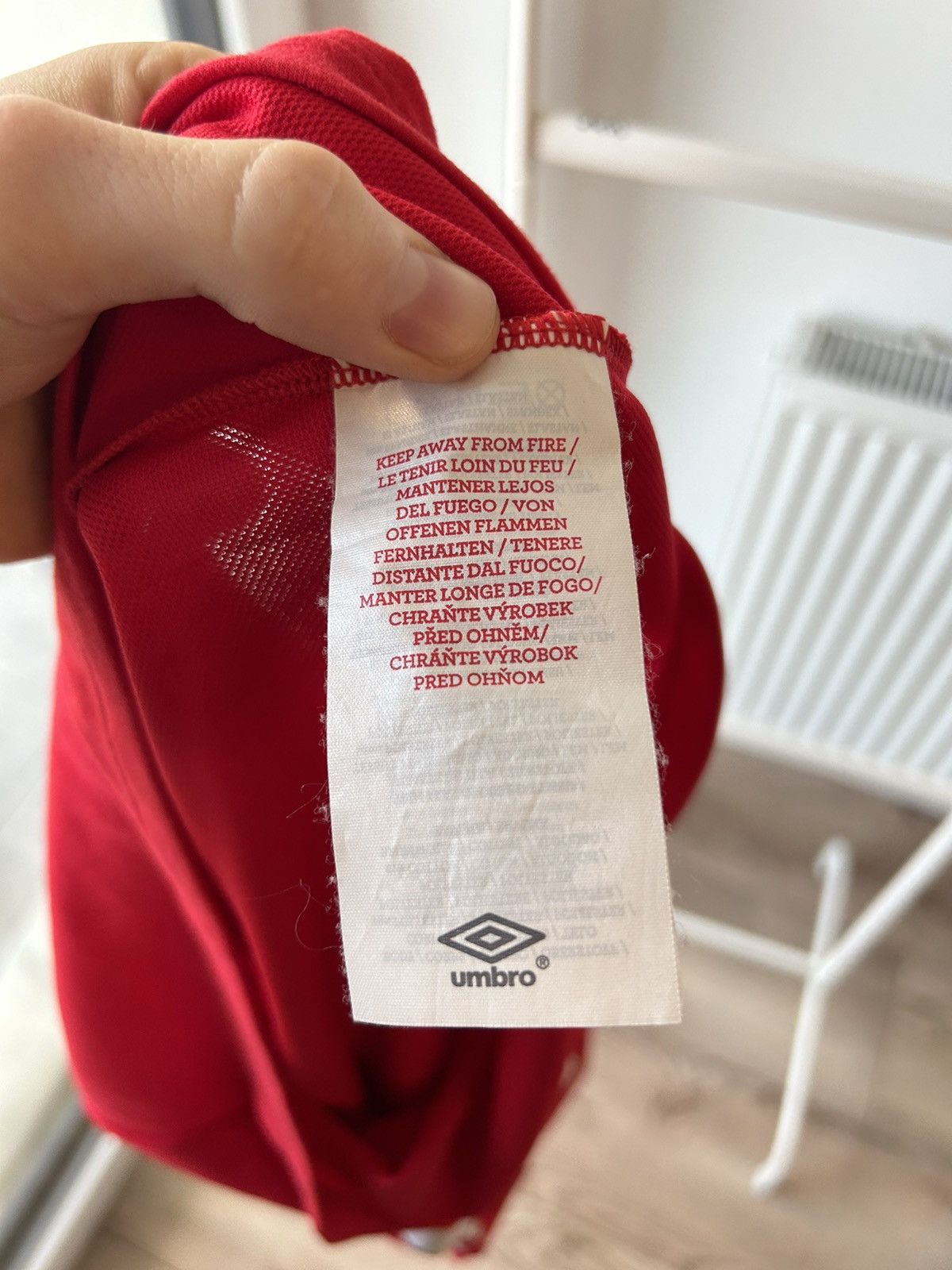 Vintage × Warrior Liverpool GERRARD 2013-2014 Warrior Football Jersey Size US M / EU 48-50 / 2 - 10 Thumbnail