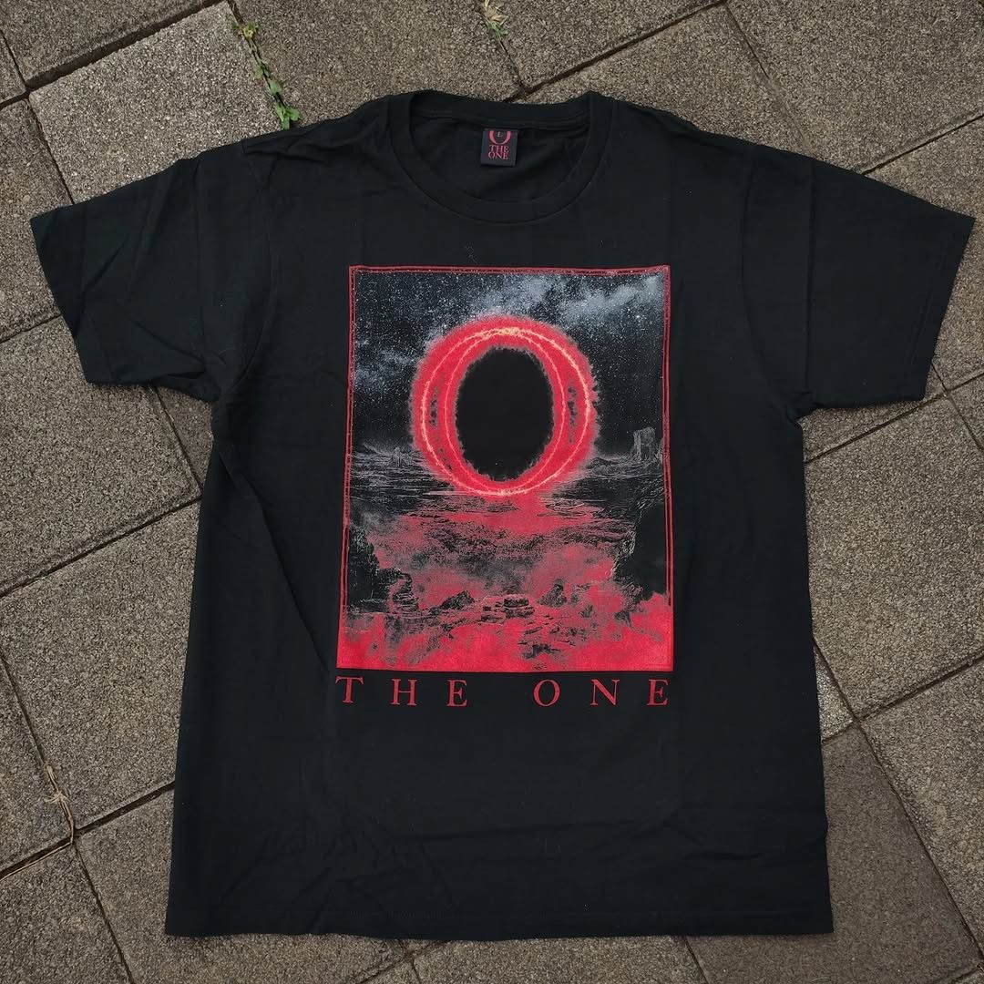 Band Tees BABYMETAL The One 2023 Red Version Brand New Tee Size US L / EU 52-54 / 3 - 1 Thumbnail